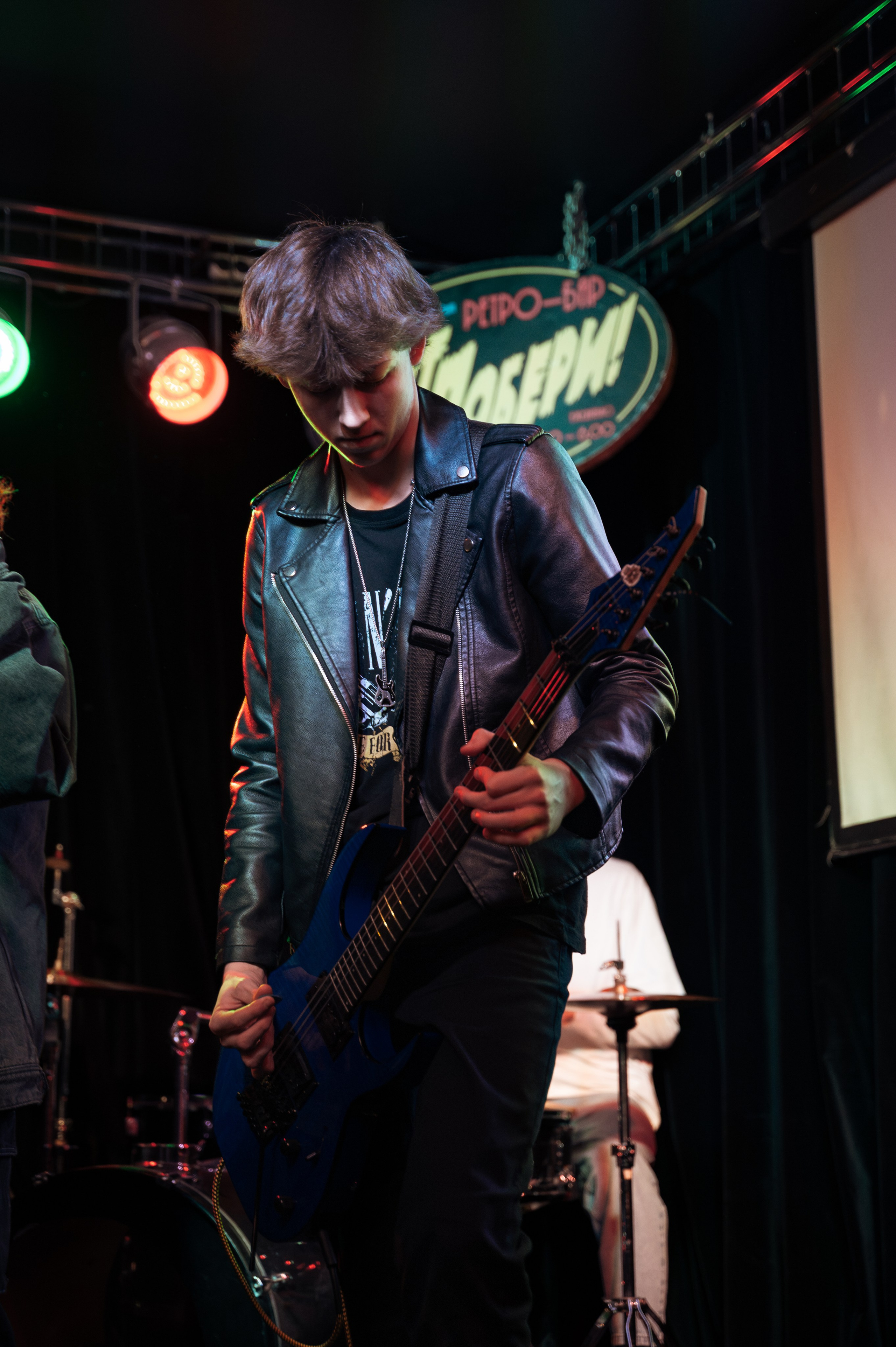 Концерт в баре «Черт Побери»