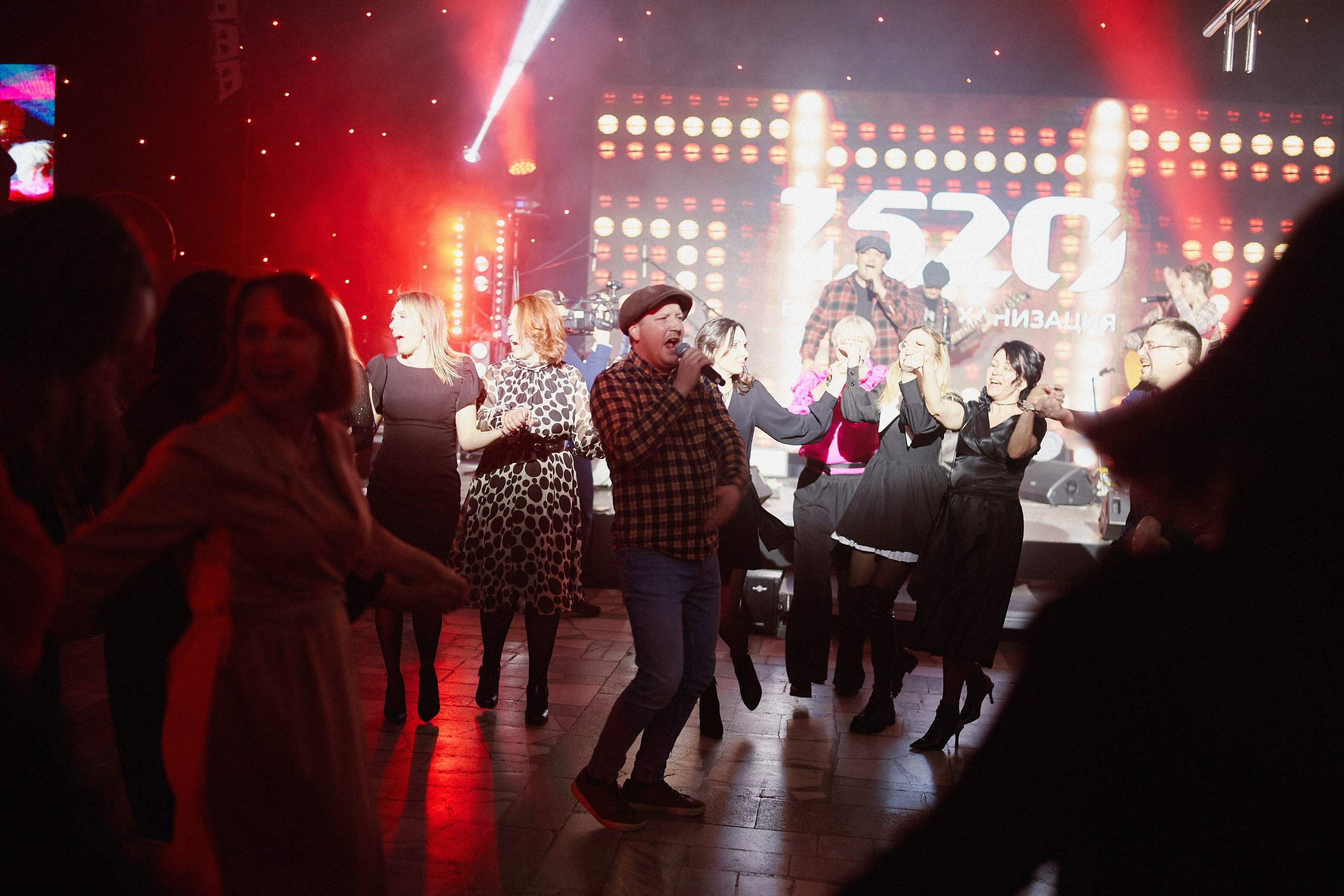 1520 HAPPY NEW YEAR. Репортажный фотограф в Хабаровске Николай Соболев