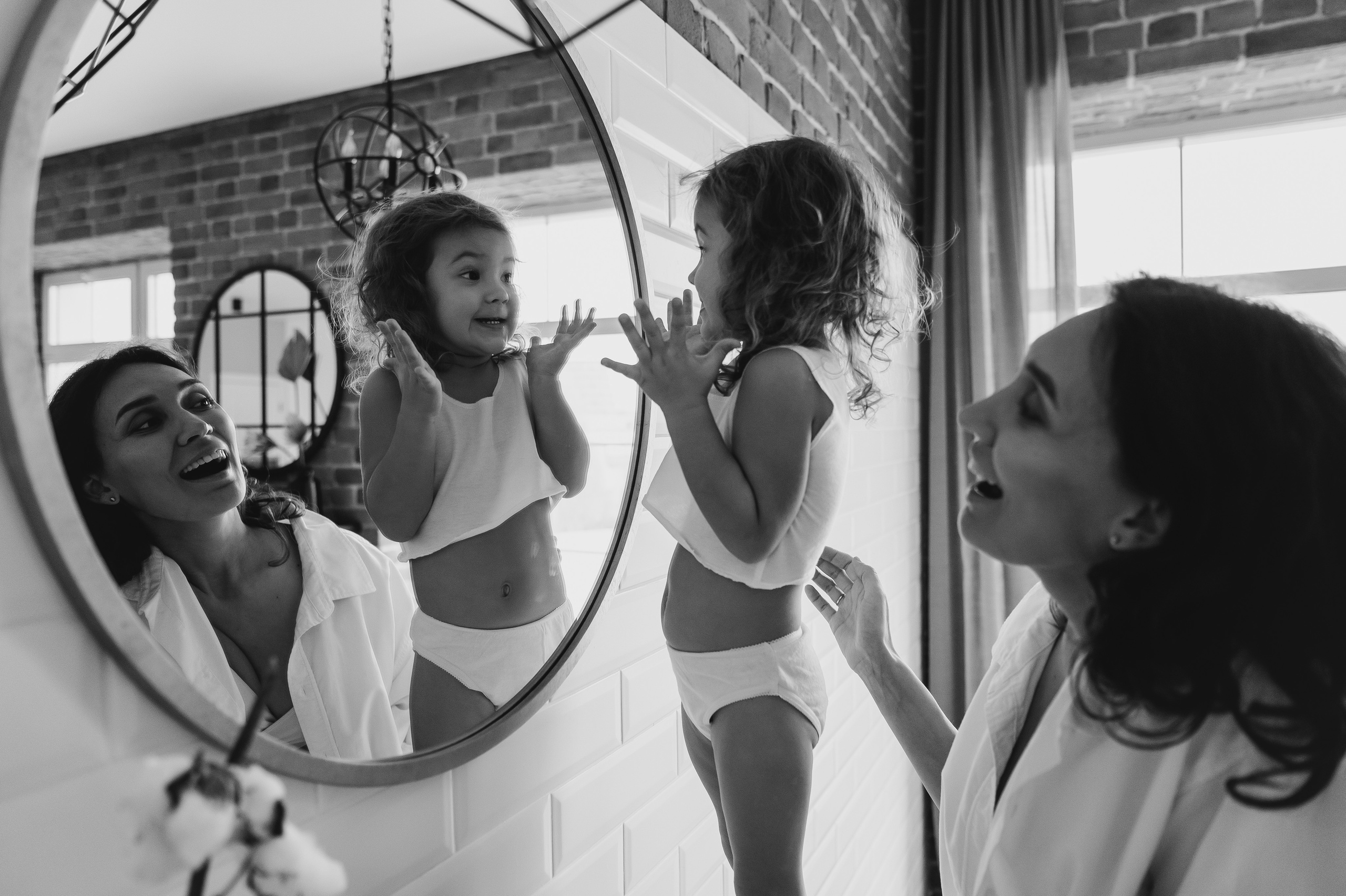 Юля и Вероника