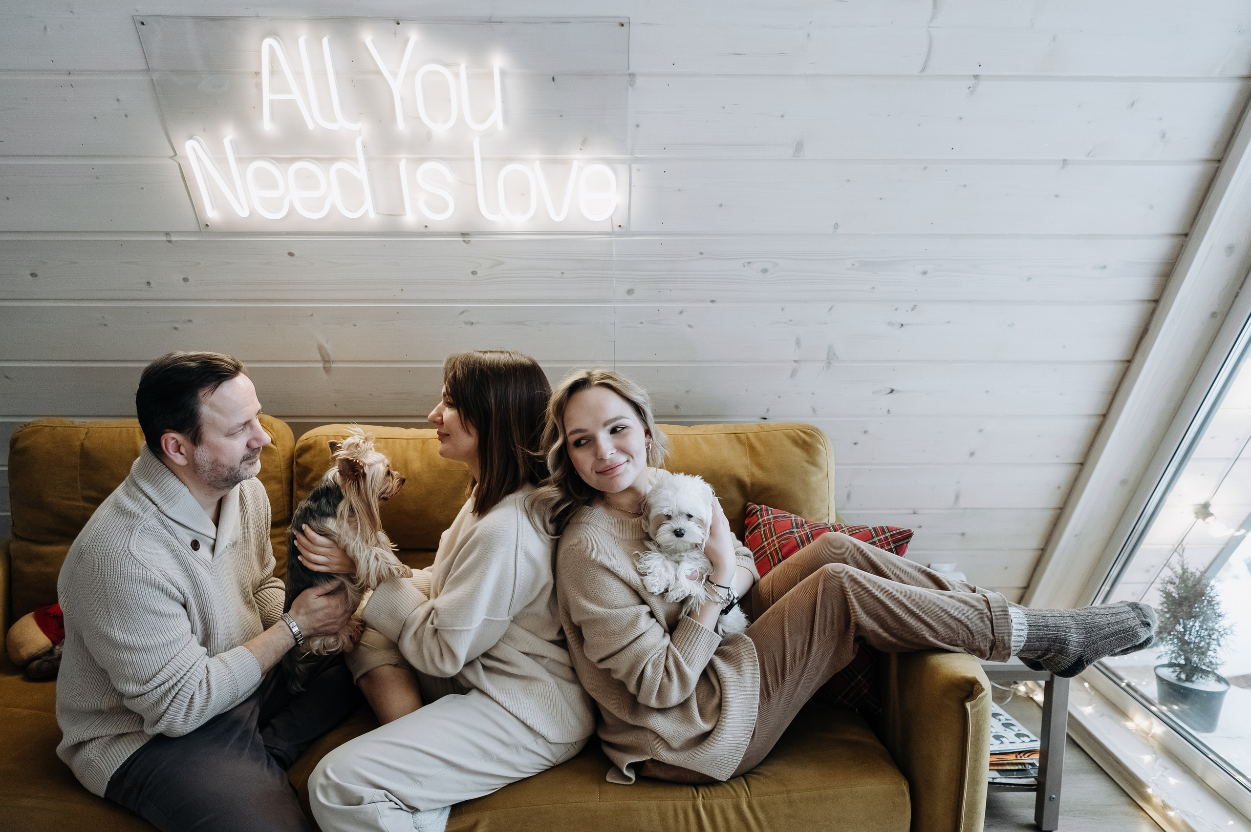 Оля, Саша, Кристина