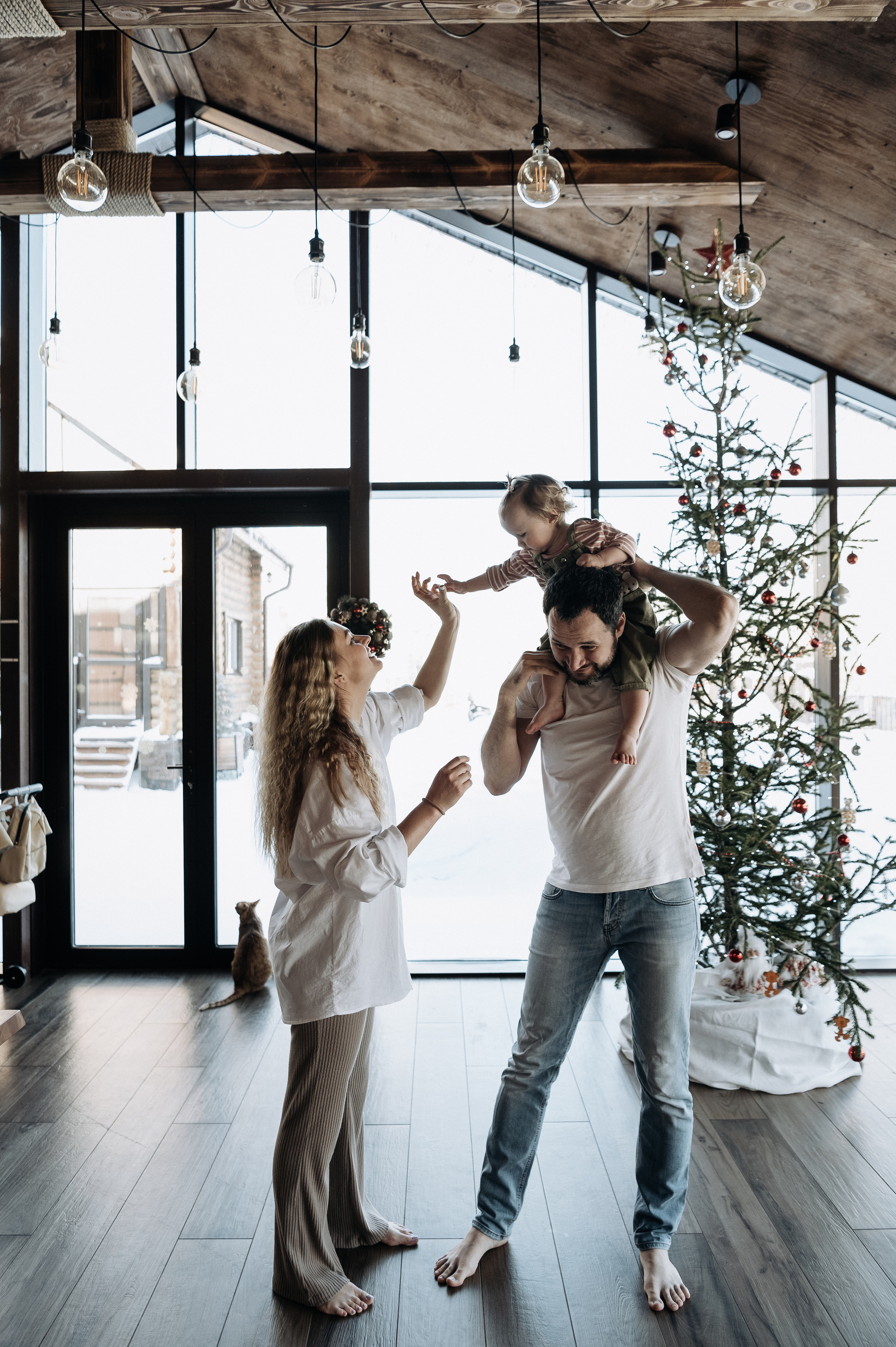 Настя, Денис, Мия