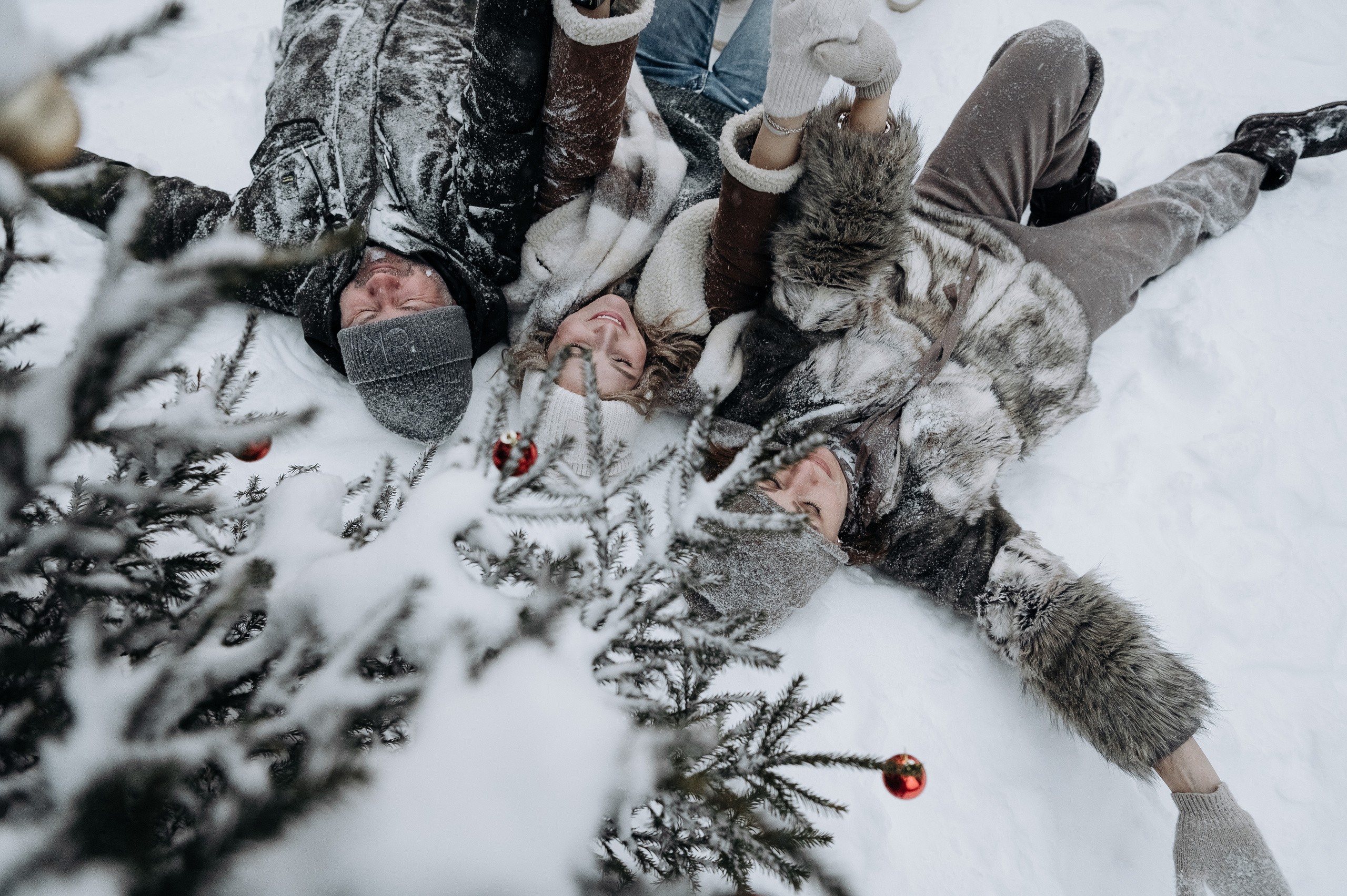 Оля, Саша, Кристина