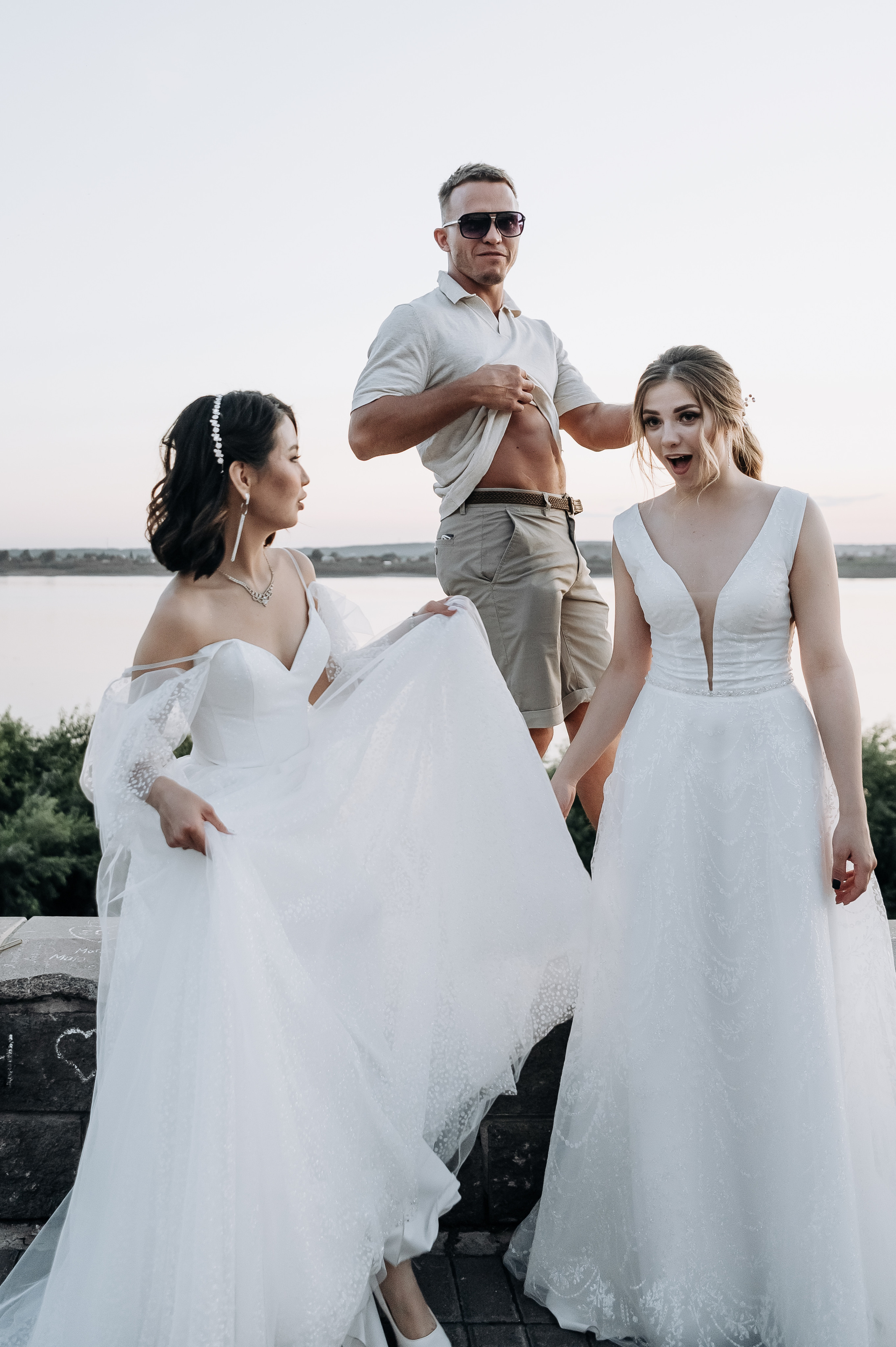 Оля и Алина