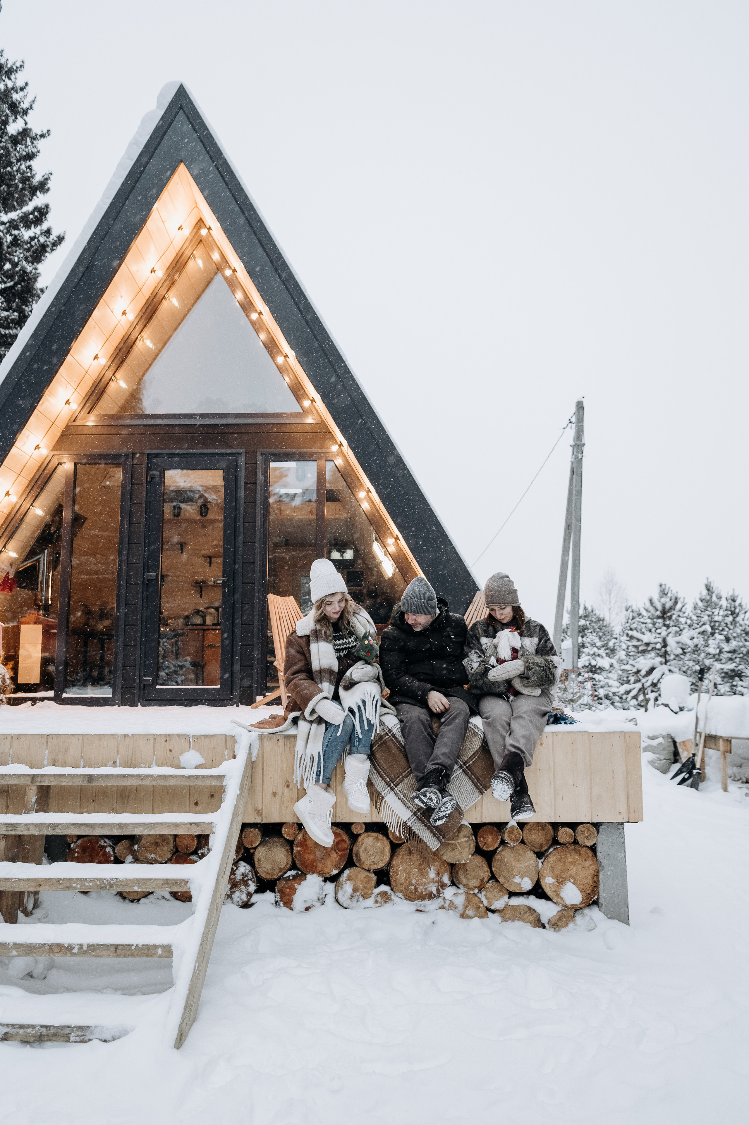 Оля, Саша, Кристина