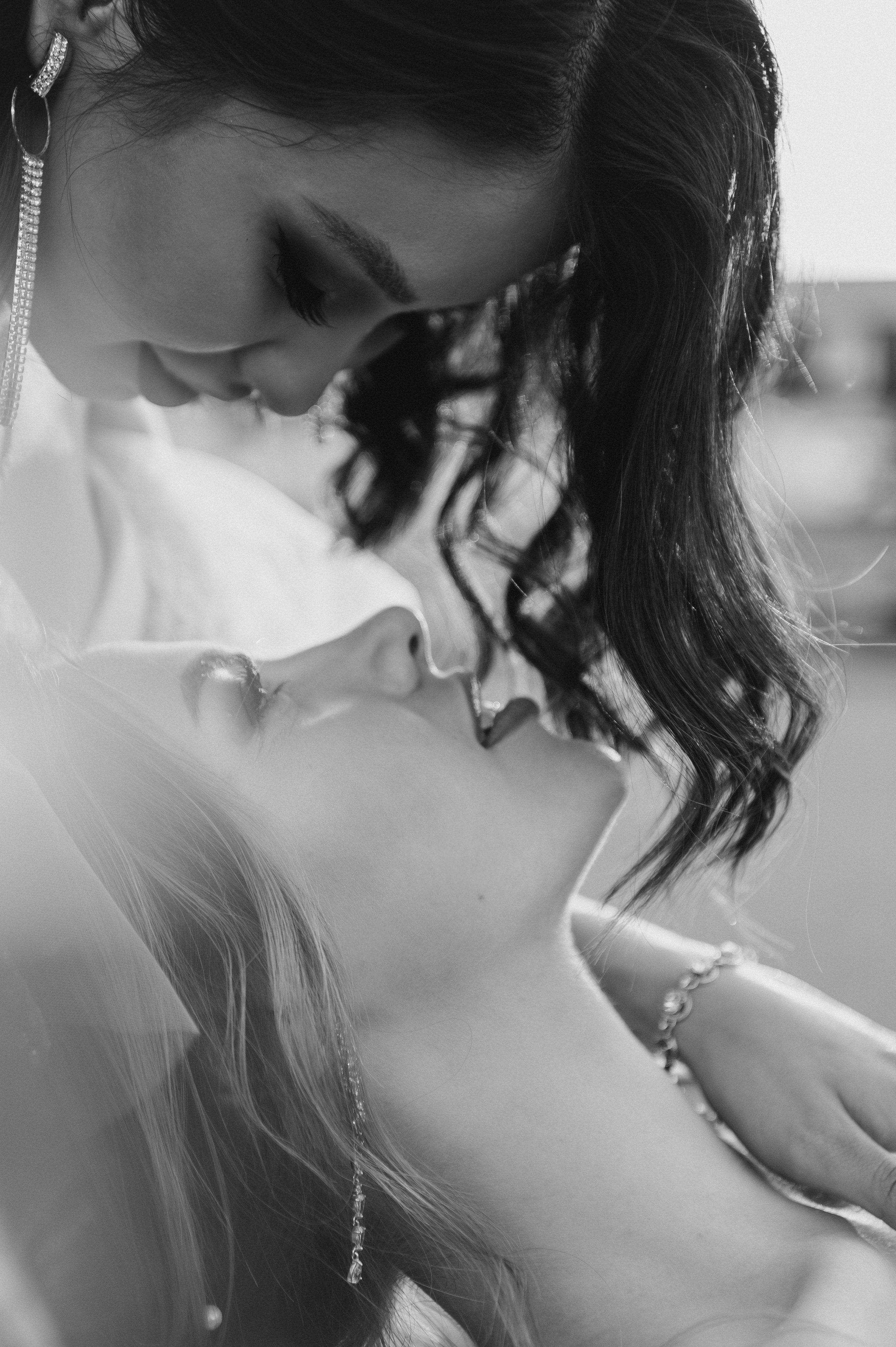 Оля и Алина