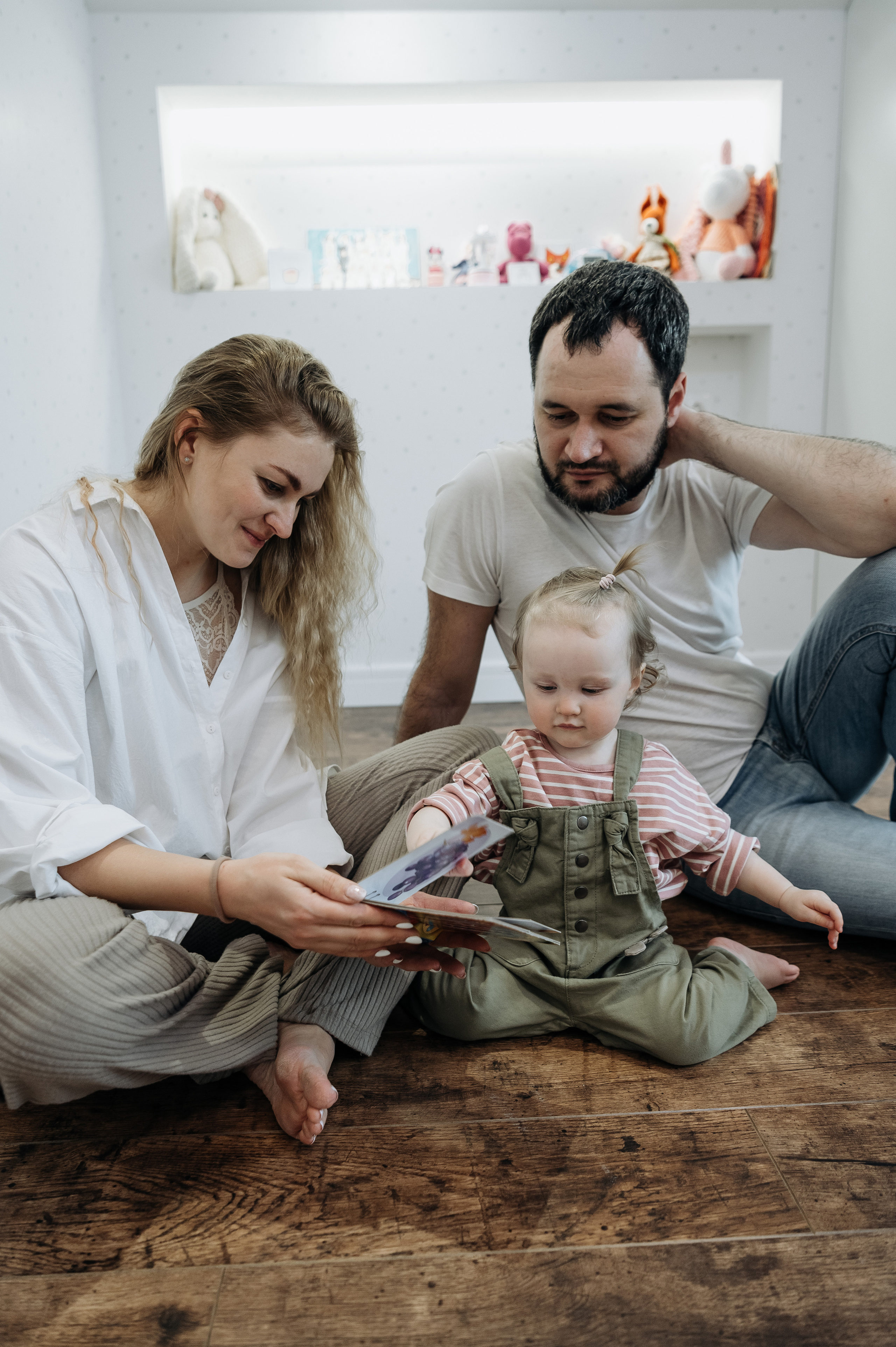 Настя, Денис, Мия