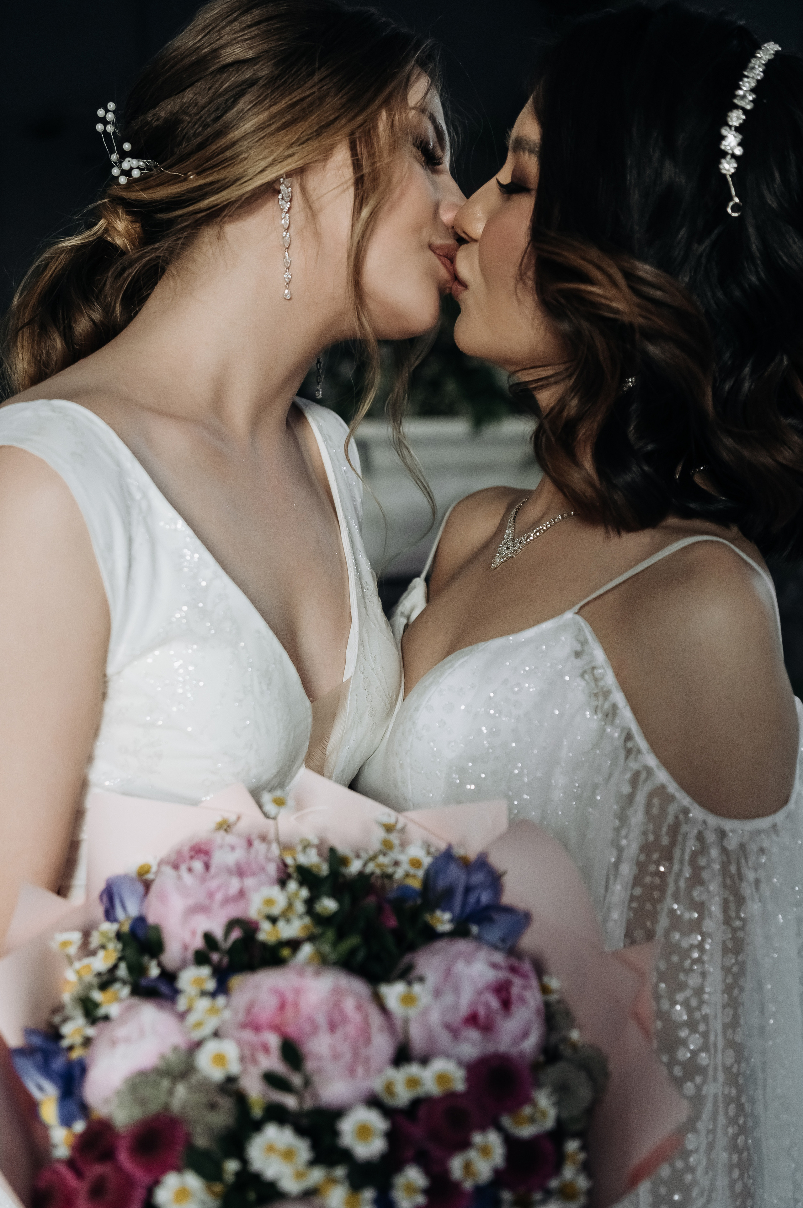 Оля и Алина