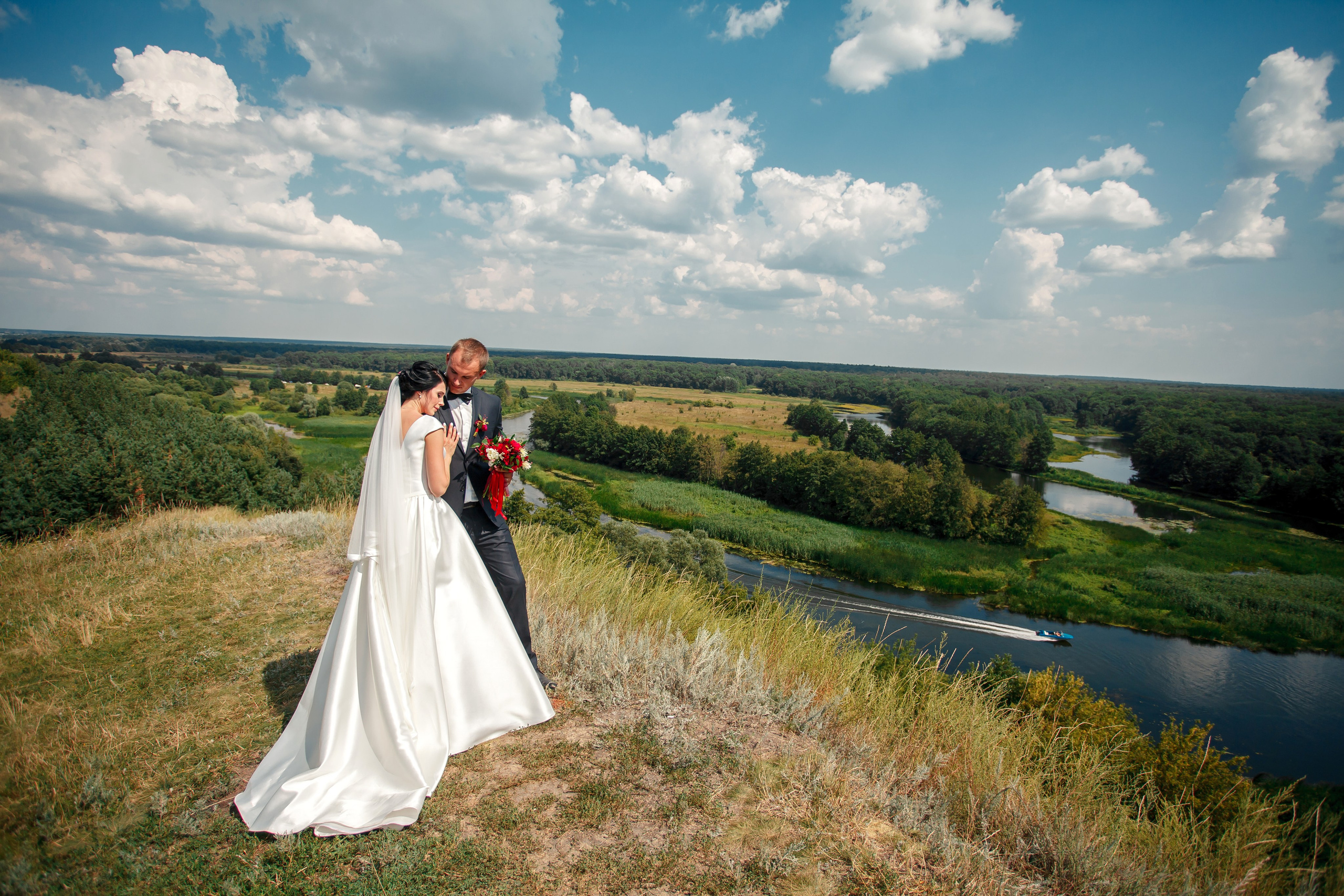 Сергей и Виктория. Свадебный фотограф в Алексеевке Сергей Коротенко