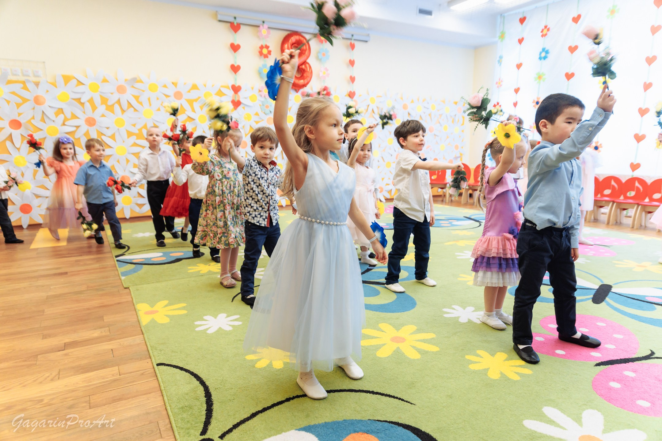 Фотограф в детский сад на утренник и праздник. GagarinProArt