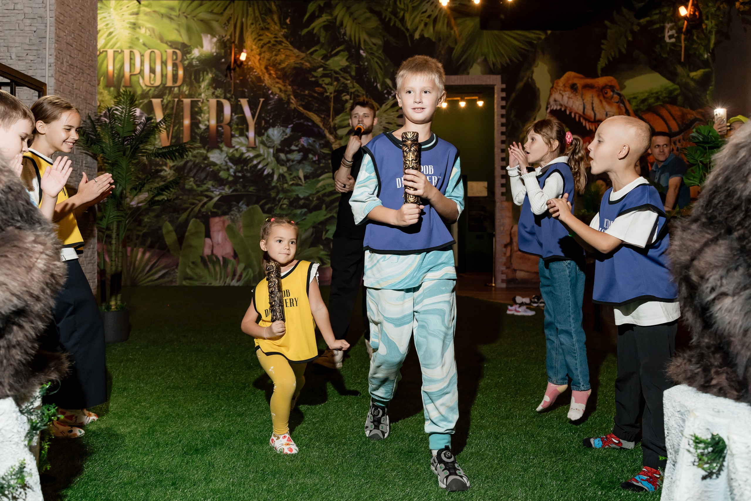 С Днем Рождения, Гена! Остров Discovery