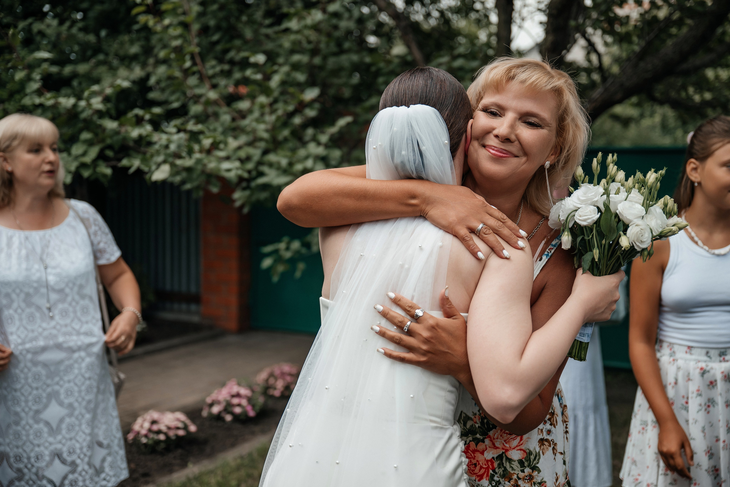 «Свадьба Даши и Артема». Школьный фотограф в Валуйках. Фотосессии для выпускников и изготовление выпускных альбомов в городе Валуйки и в Белгородской области