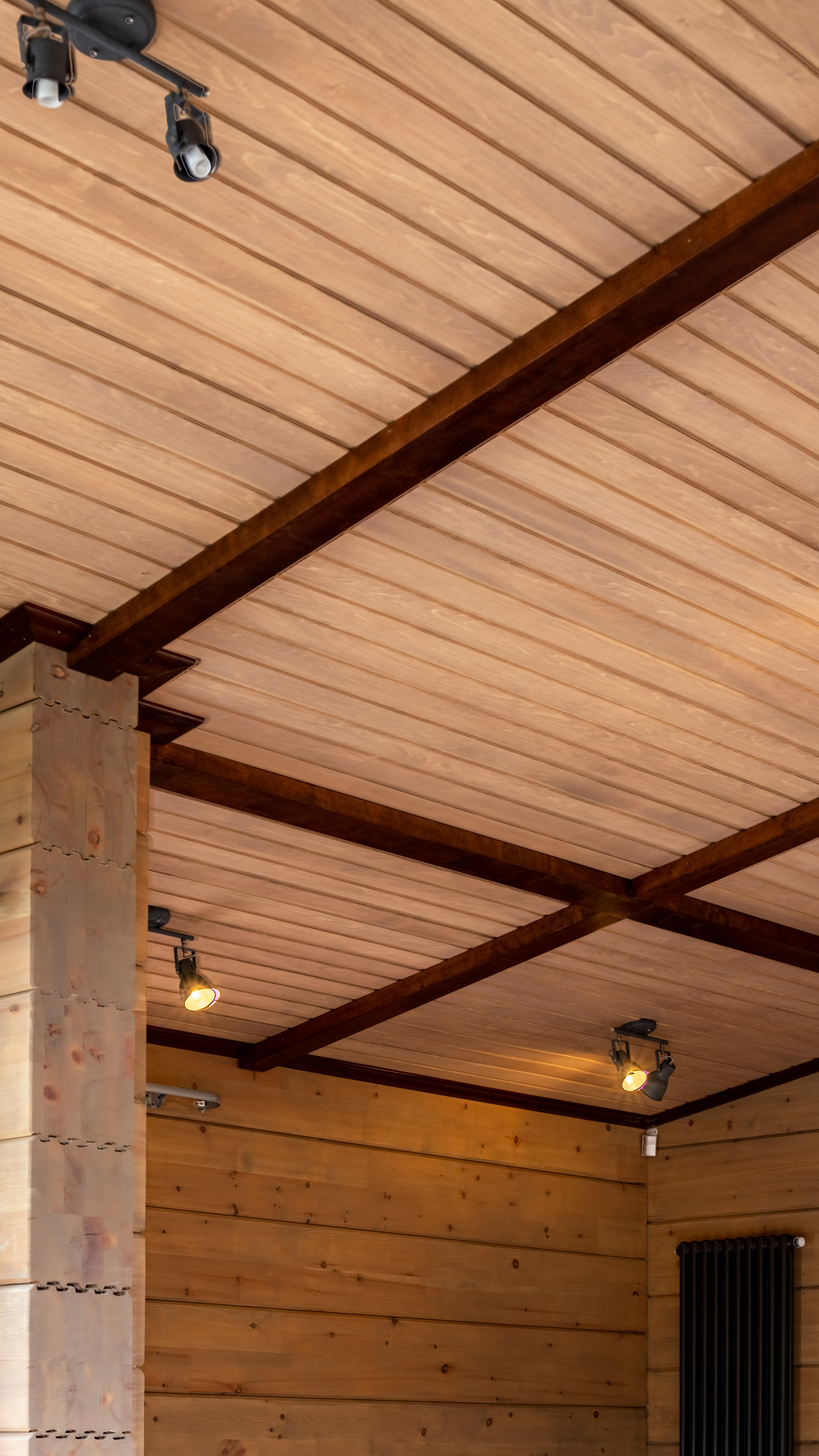 1. Интерьер (кухня, потолок, двери, лестница). Фотограф Пермь. Свадьбы. Семья и дети, школа, д. сад. Фотокниги