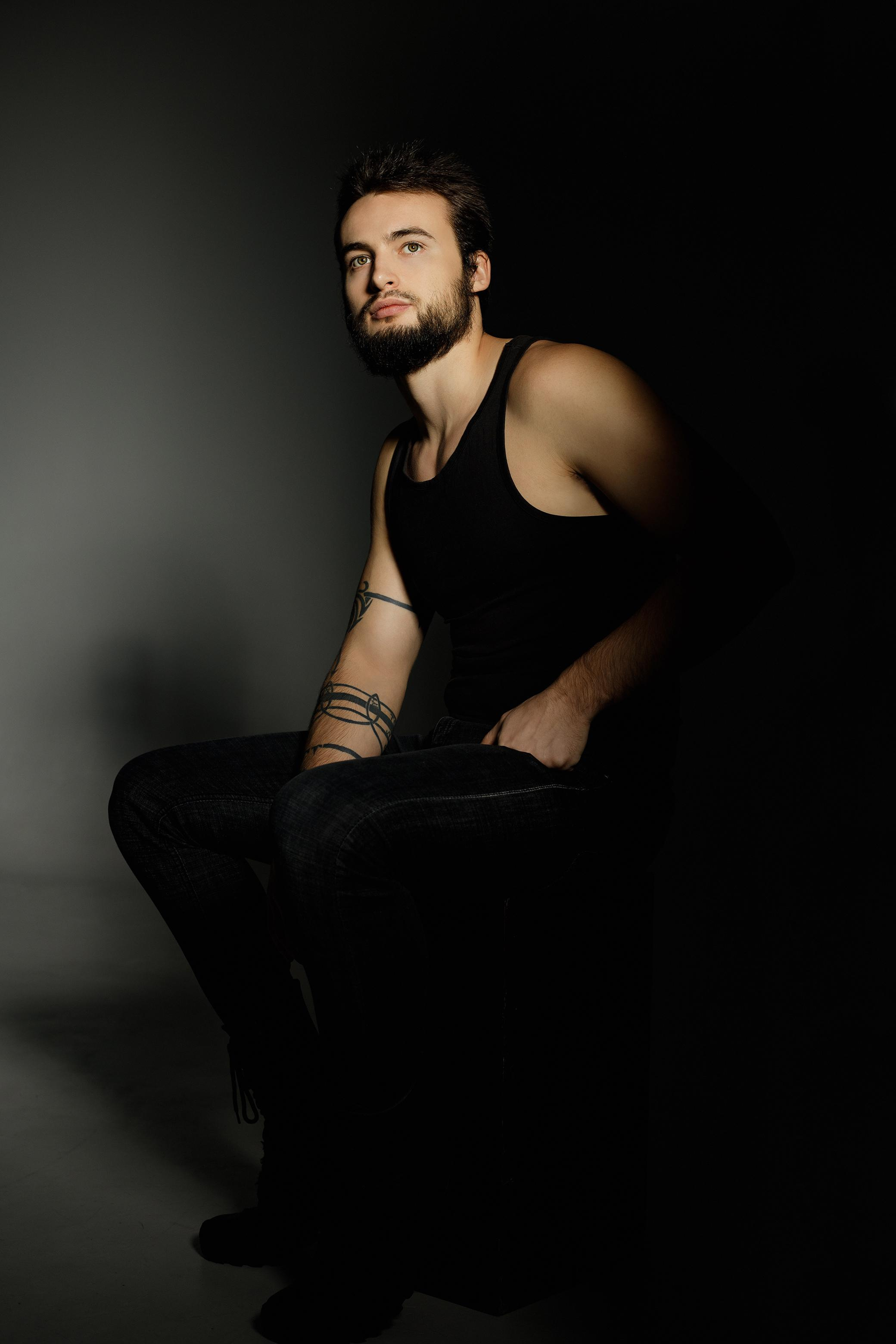 Фотостудия Laboratory, зал LOFT FABRIKA. Практический урок. Фотограф Пермь. Свадьбы. Семья и дети, школа, д. сад. Фотокниги