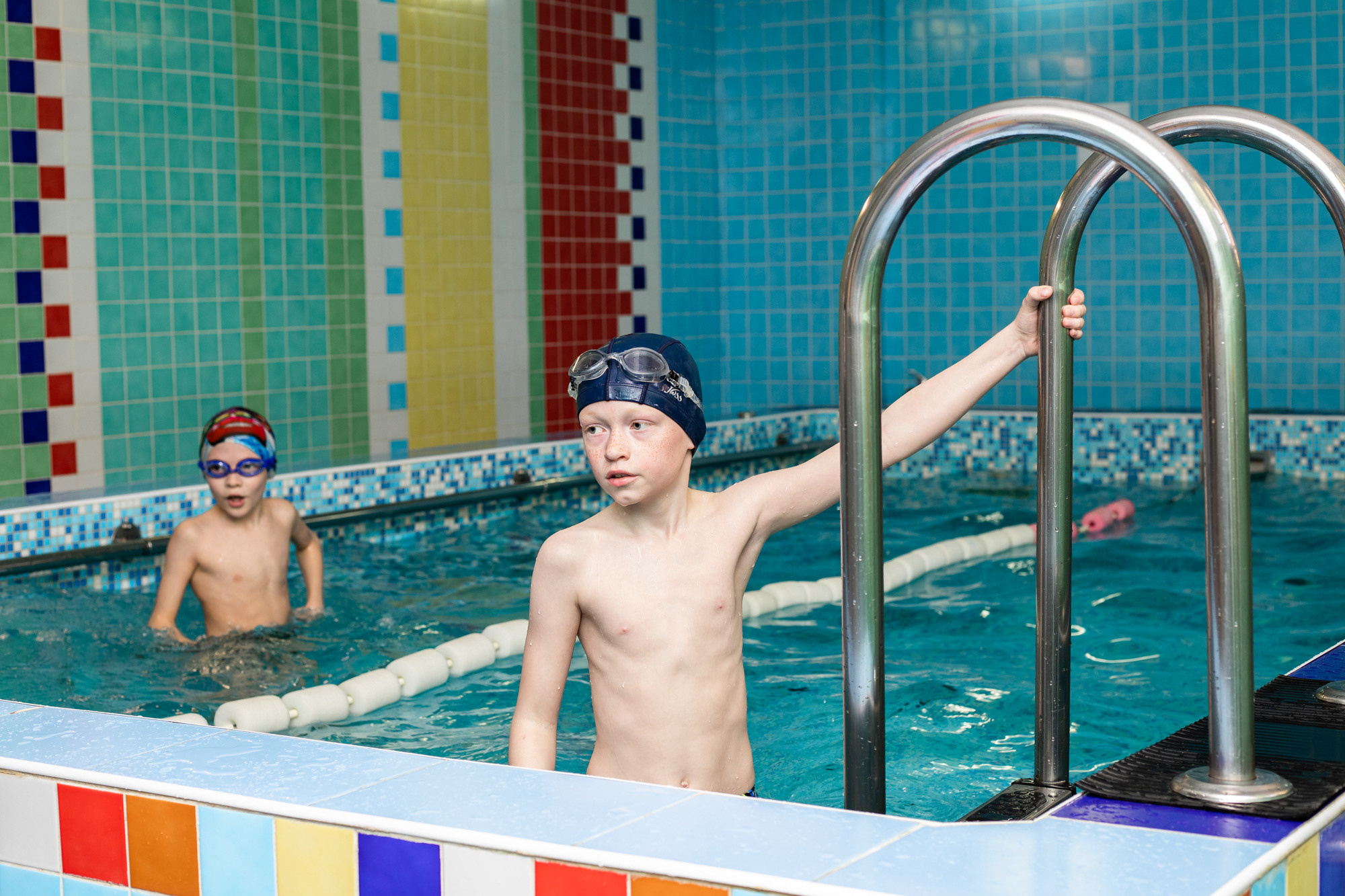 Репортажная съёмка. Дельфиньи игры. Бодибум Пермь. Фотограф Пермь. Свадьбы. Семья и дети, школа, д. сад. Фотокниги