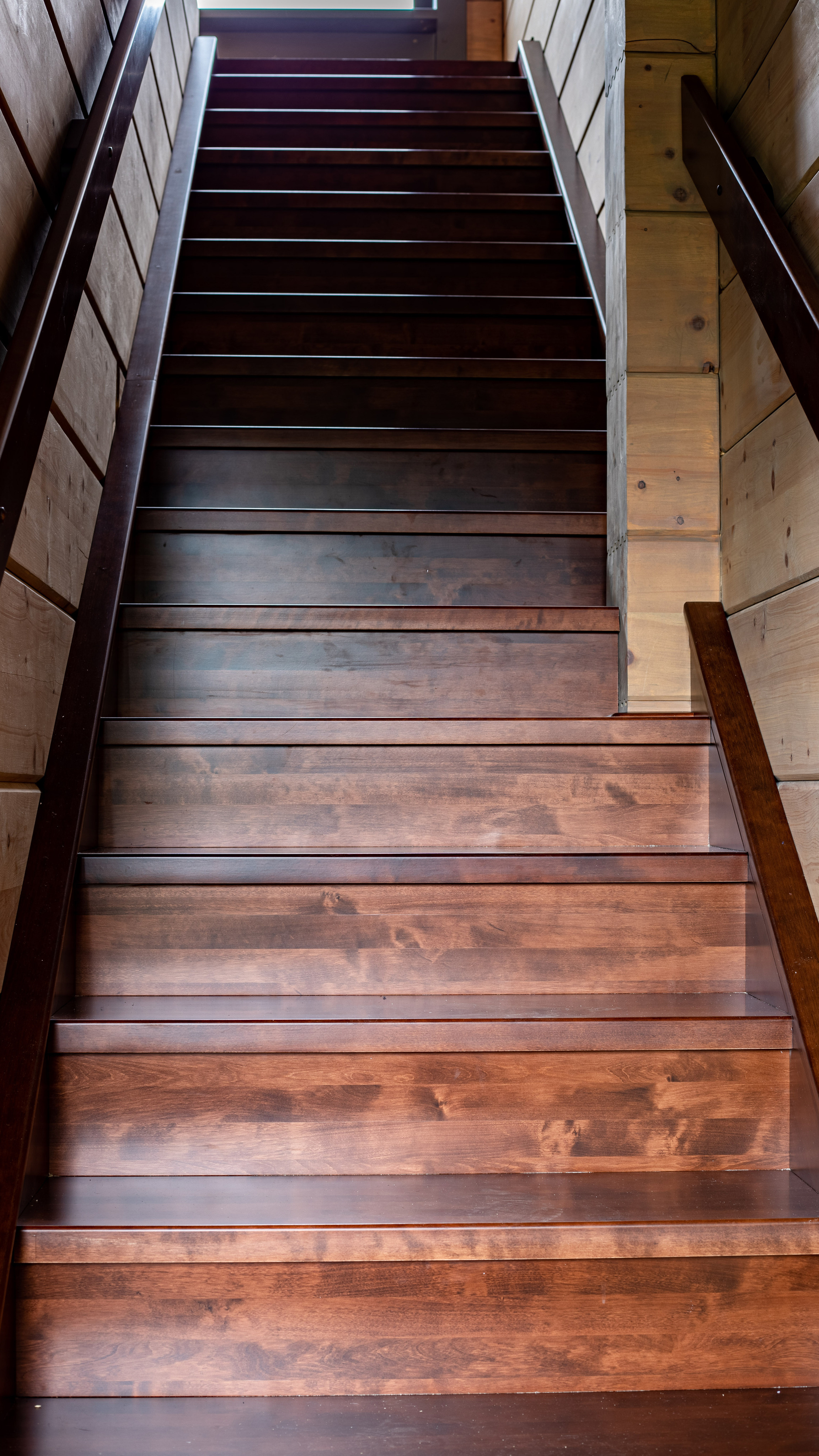 1. Интерьер (кухня, потолок, двери, лестница). Фотограф Пермь. Свадьбы. Семья и дети, школа, д. сад. Фотокниги