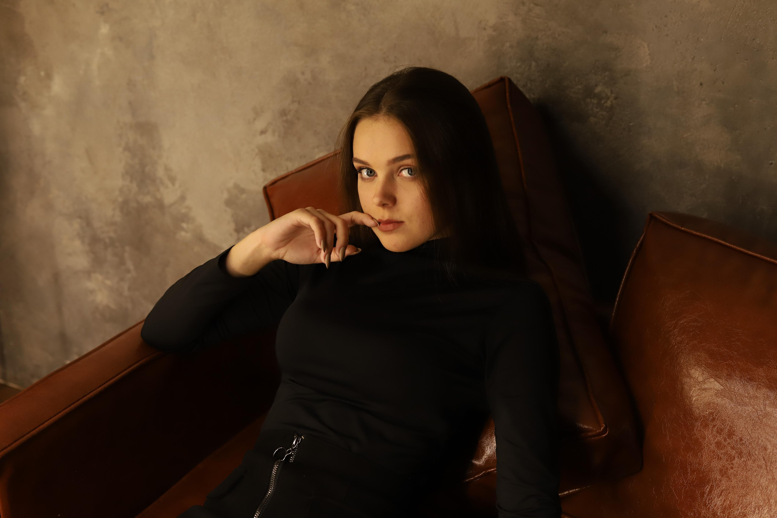 Фотостудия Laboratory, зал LOFT FABRIKA. Практический урок. Фотограф Пермь. Свадьбы. Семья и дети, школа, д. сад. Фотокниги