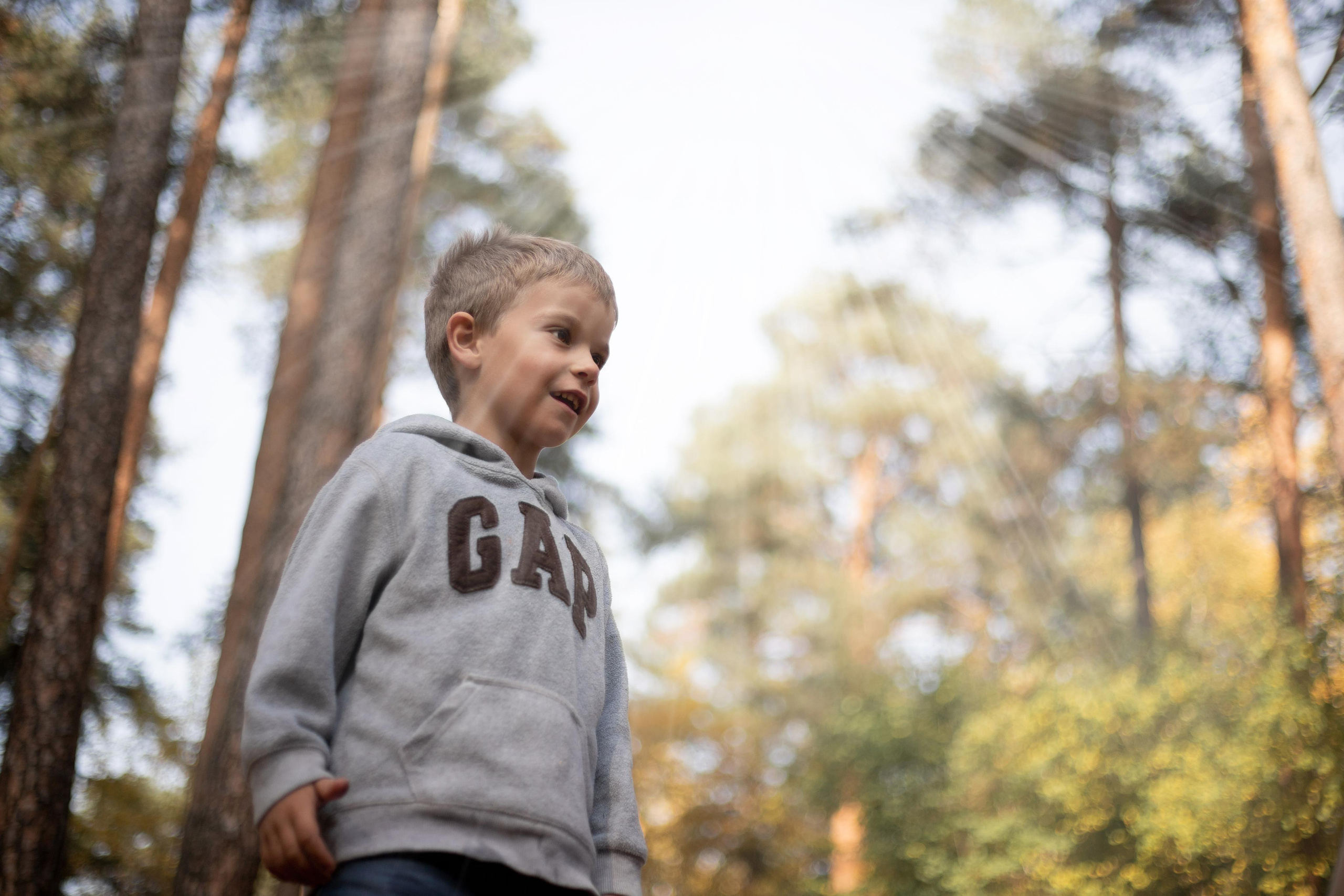 Черняевский лес «Золотые пески». Осень 2020. Ирина с сыновьями. Фотограф Пермь. Свадьбы. Семья и дети, школа, д. сад. Фотокниги