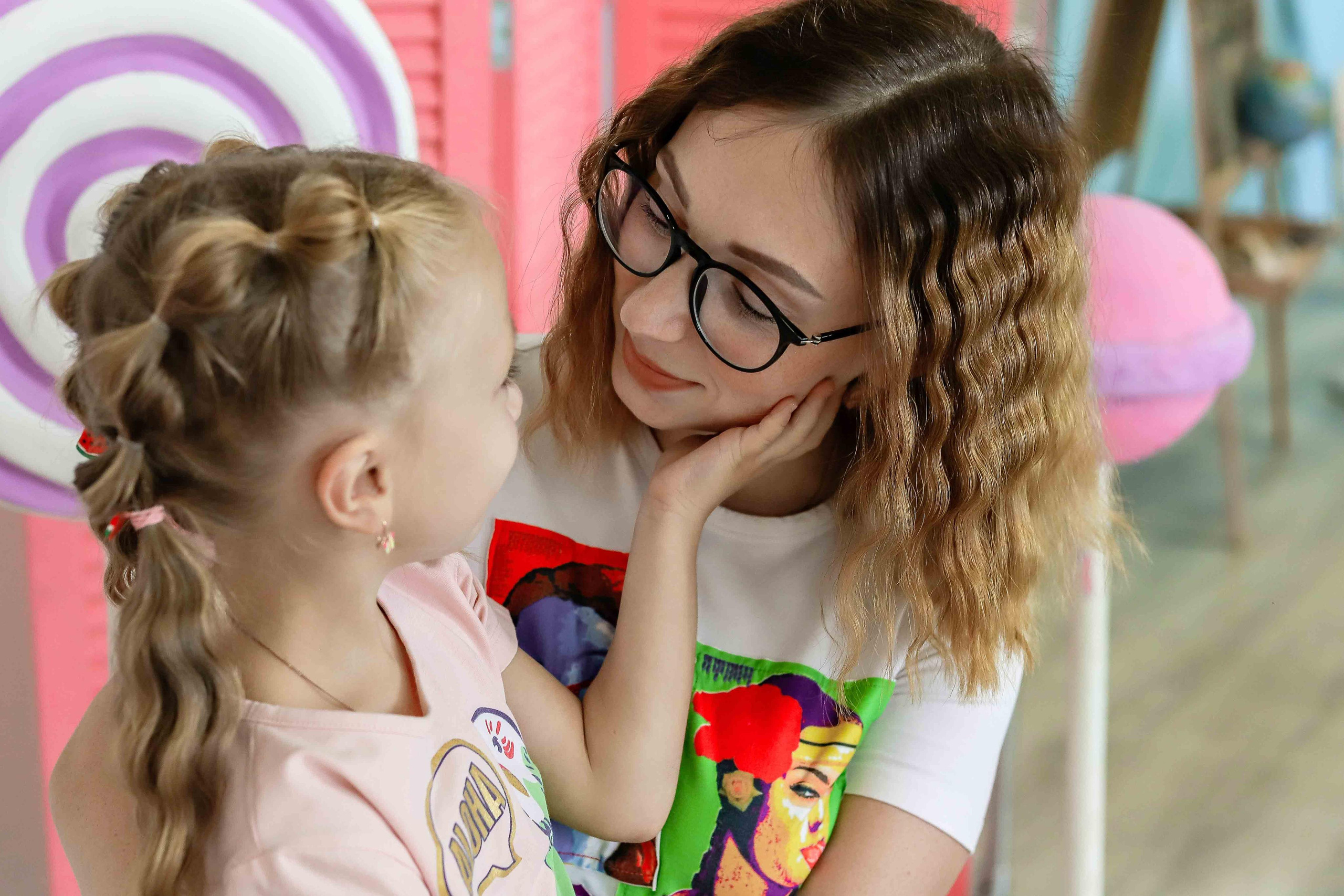 Фотостудия «Карамель». Катя. Фотограф Пермь. Свадьбы. Семья и дети, школа, д. сад. Фотокниги