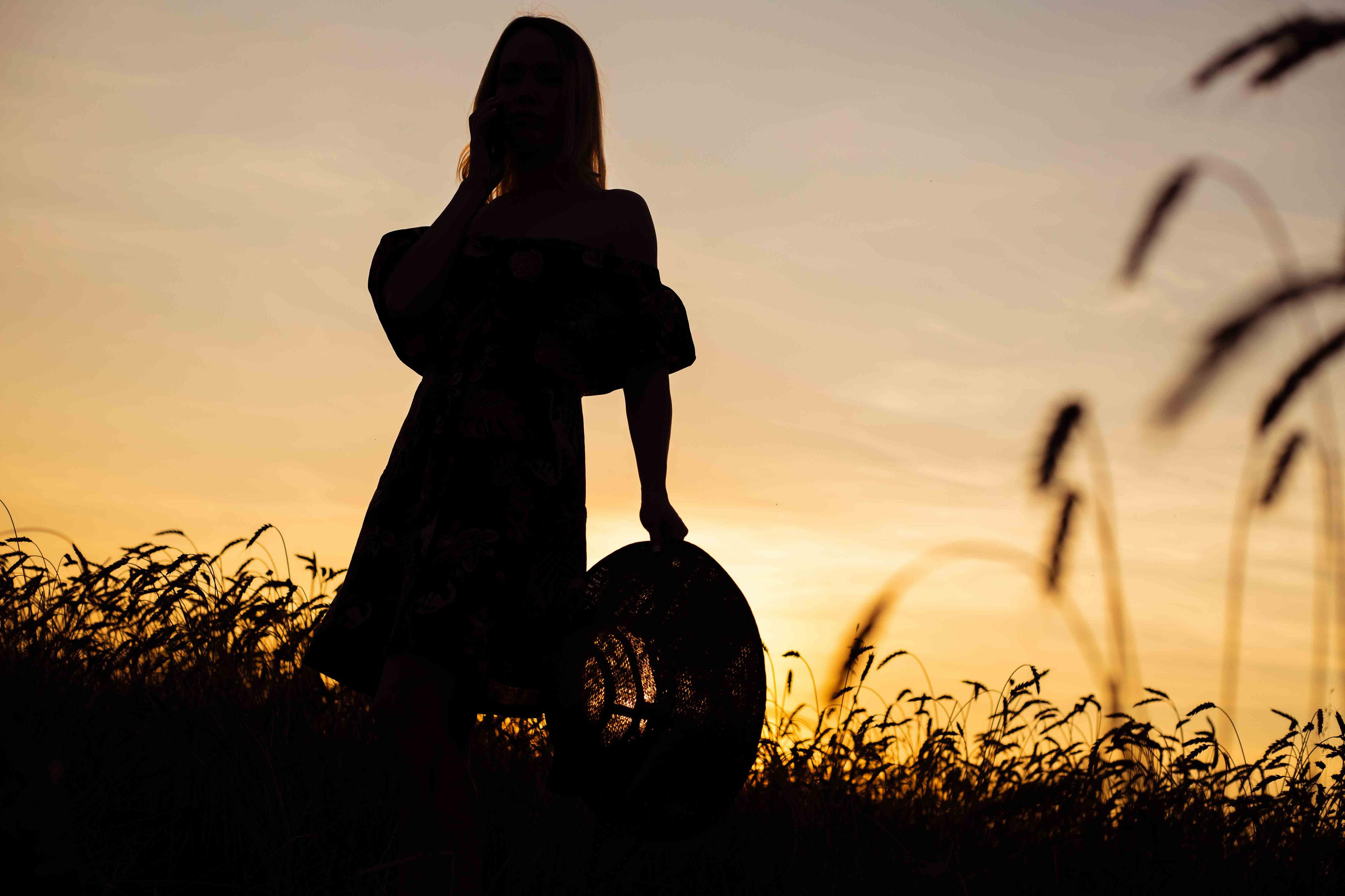 В поле. август 2020. Екатерина. Фотограф Пермь. Свадьбы. Семья и дети, школа, д. сад. Фотокниги