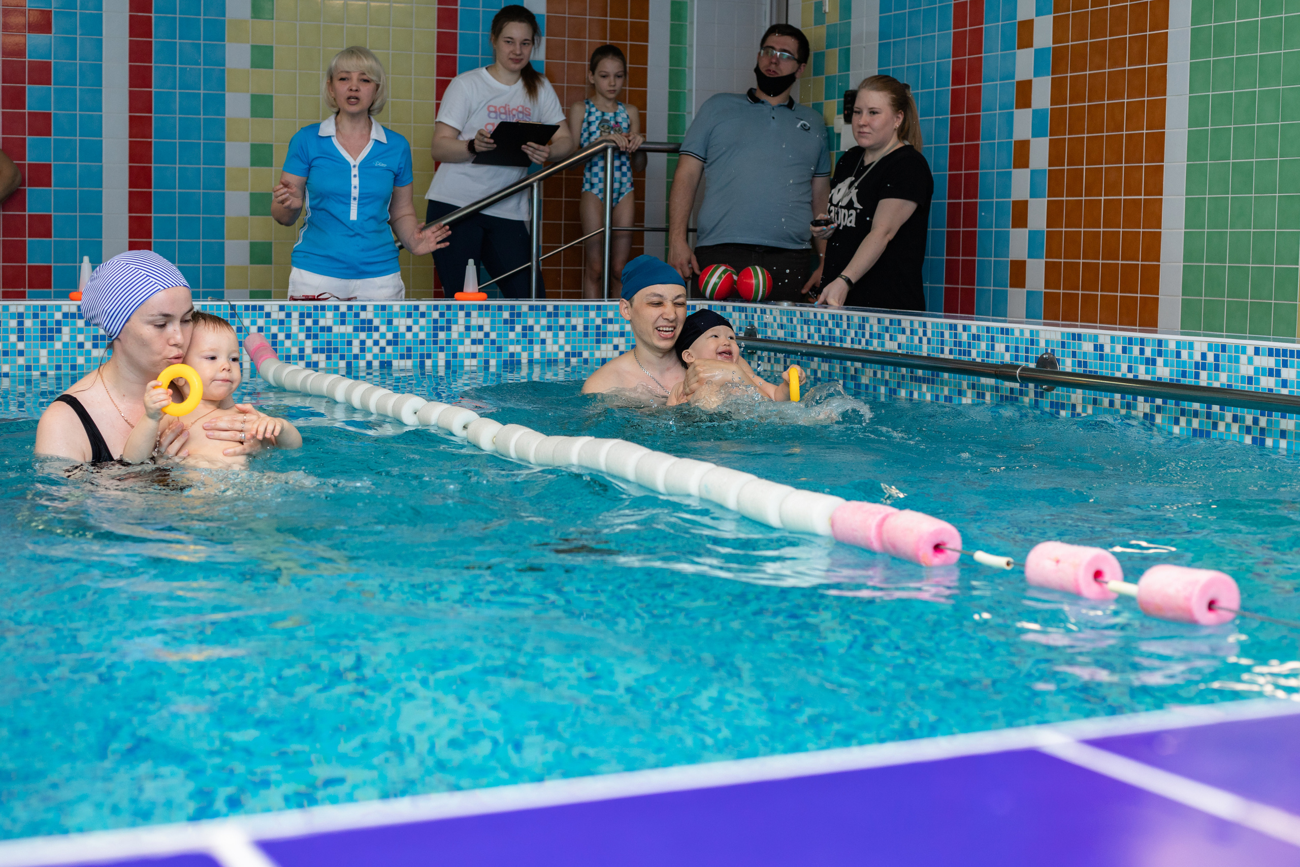 Репортажная съёмка в бассейне