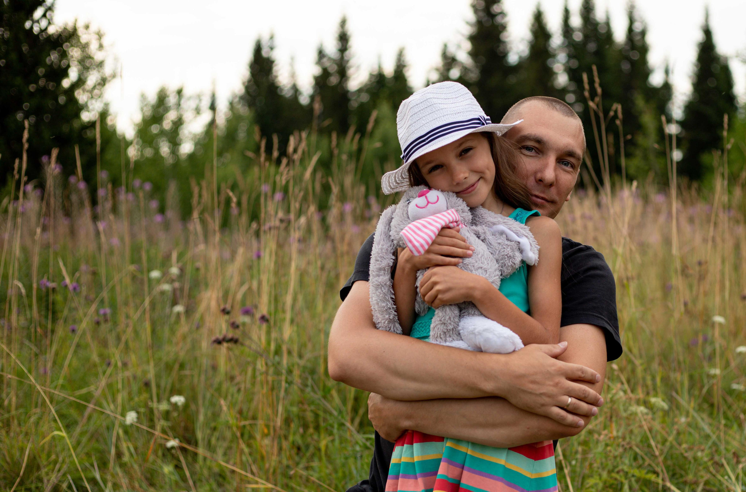 В поле. Моя семья. Июнь 2020. Фотограф Пермь. Свадьбы. Семья и дети, школа, д. сад. Фотокниги