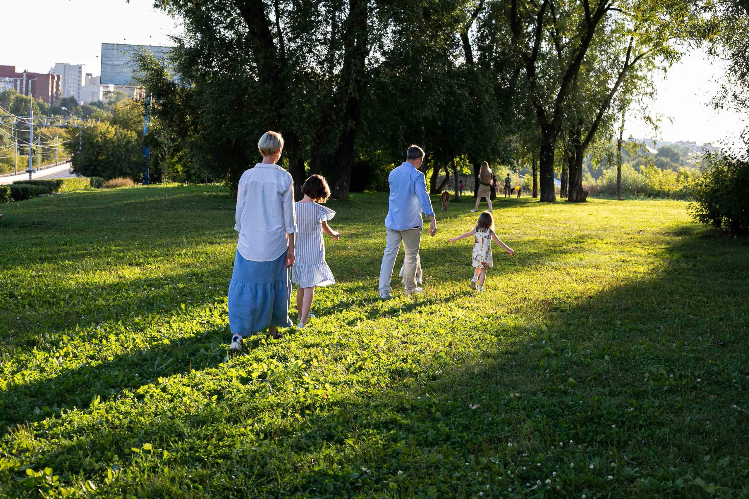 Парк у Планетария. Август 2020. Практический урок. Фотограф Пермь. Свадьбы. Семья и дети, школа, д. сад. Фотокниги