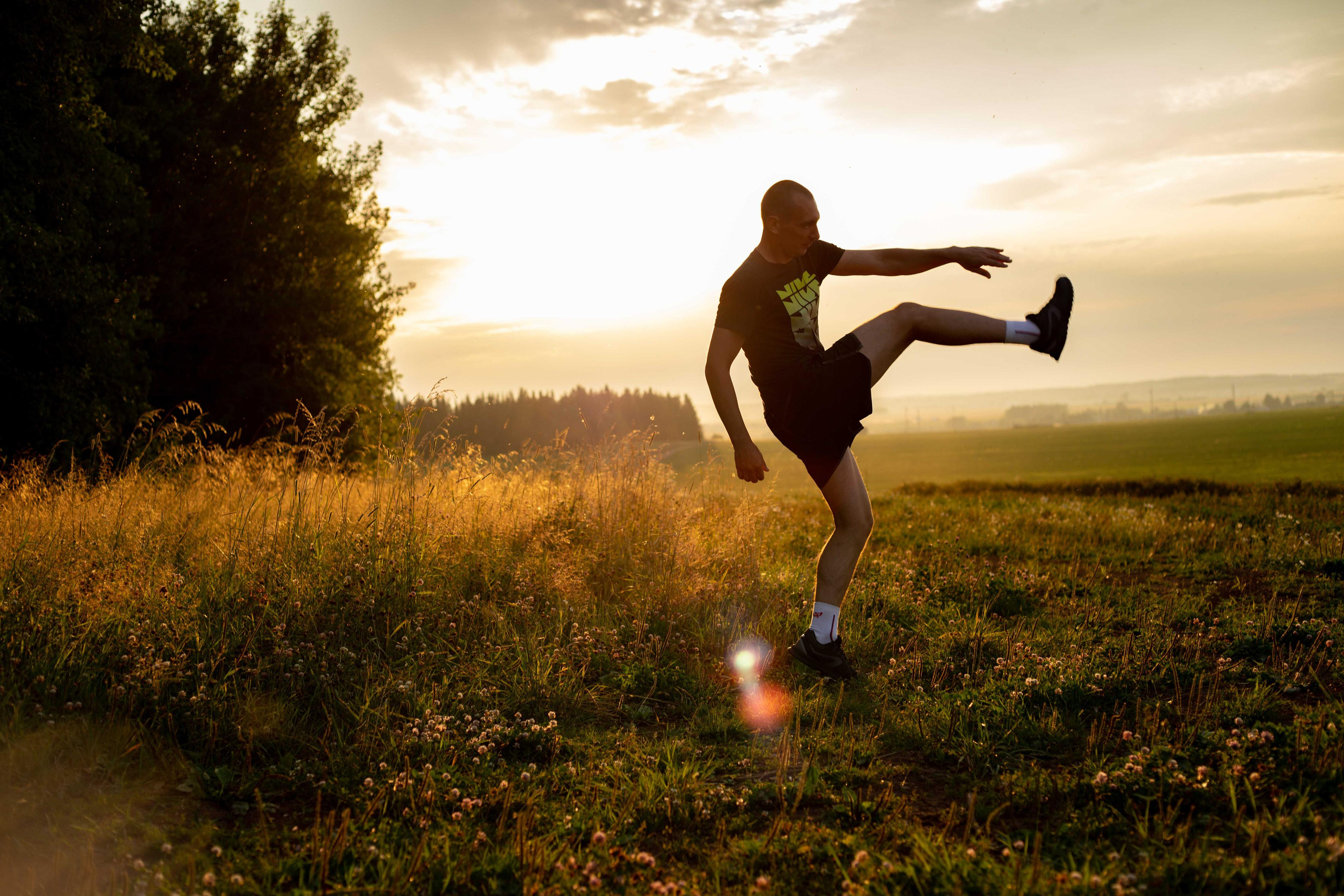 В поле. Моя семья. Июнь 2020. Фотограф Пермь. Свадьбы. Семья и дети, школа, д. сад. Фотокниги