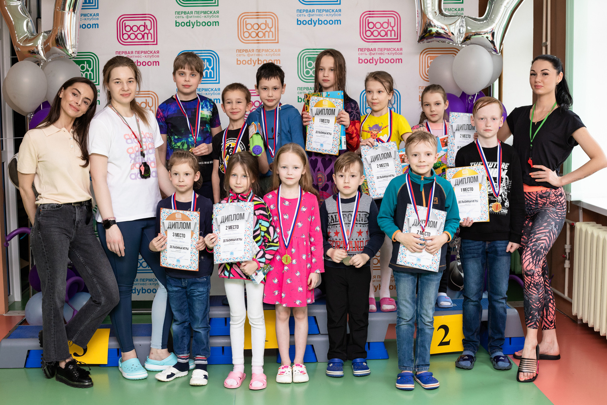 Репортажная съёмка. Дельфиньи игры. Бодибум Пермь. Фотограф Пермь. Свадьбы. Семья и дети, школа, д. сад. Фотокниги