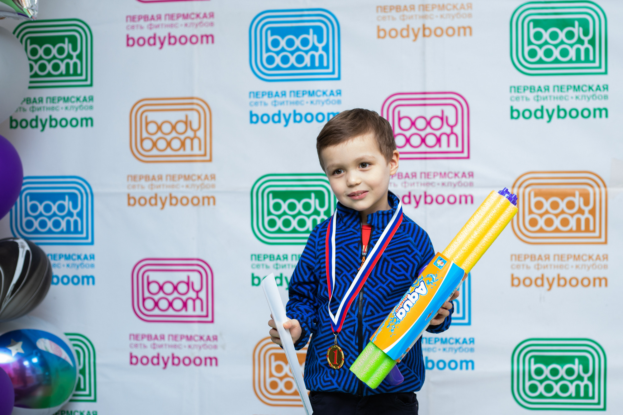 Репортажная съёмка. Дельфиньи игры. Бодибум Пермь. Фотограф Пермь. Свадьбы. Семья и дети, школа, д. сад. Фотокниги