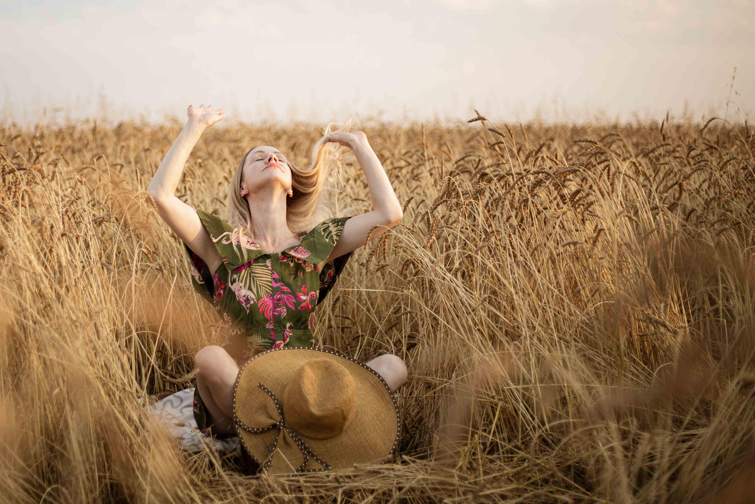 В поле. август 2020. Екатерина. Фотограф Пермь. Свадьбы. Семья и дети, школа, д. сад. Фотокниги