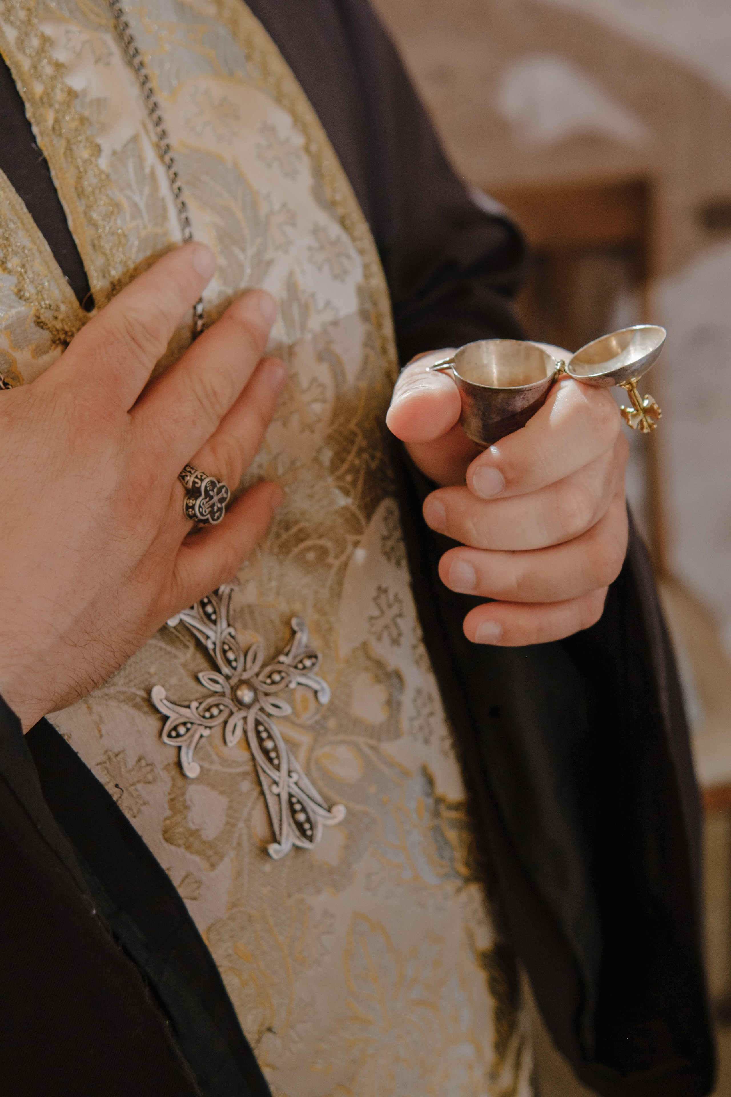 Армянская церковь. Семейный фотограф на крещение и венчание