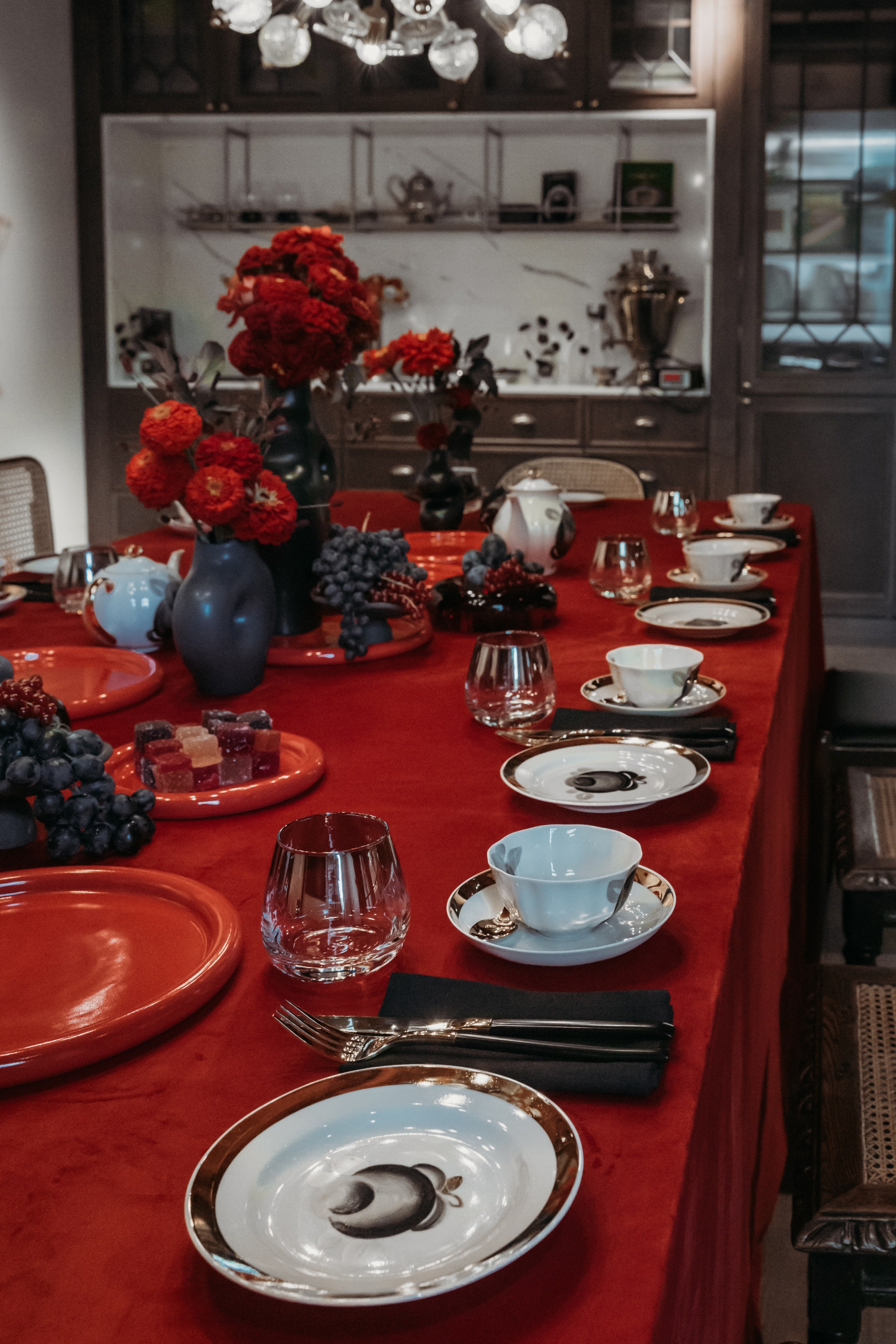 Родные люди «История парфюмерии». Леся Гаранина. Семейный фотограф/видеограф Москва и область