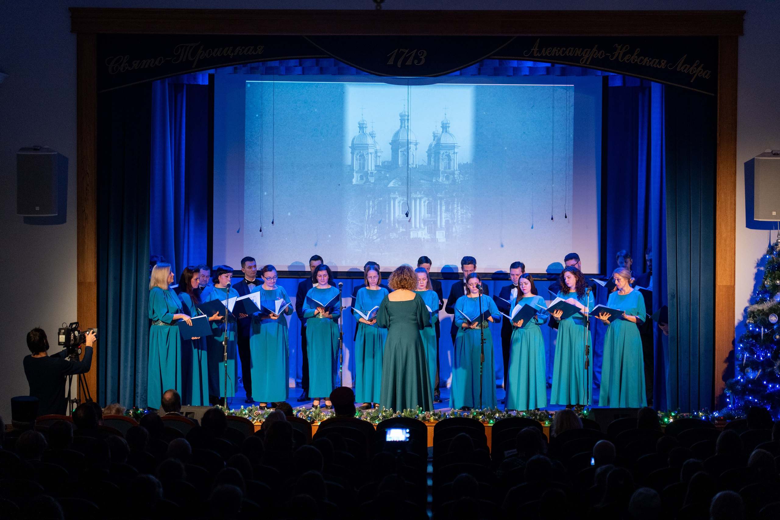 Праздничный концерт в честь 265 летия освящения нижнего храма собора во имя Святителя и Чудотворца Николая. НИКОЛО-БОГОЯВЛЕНСКИЙ МОРСКОЙ СОБОР