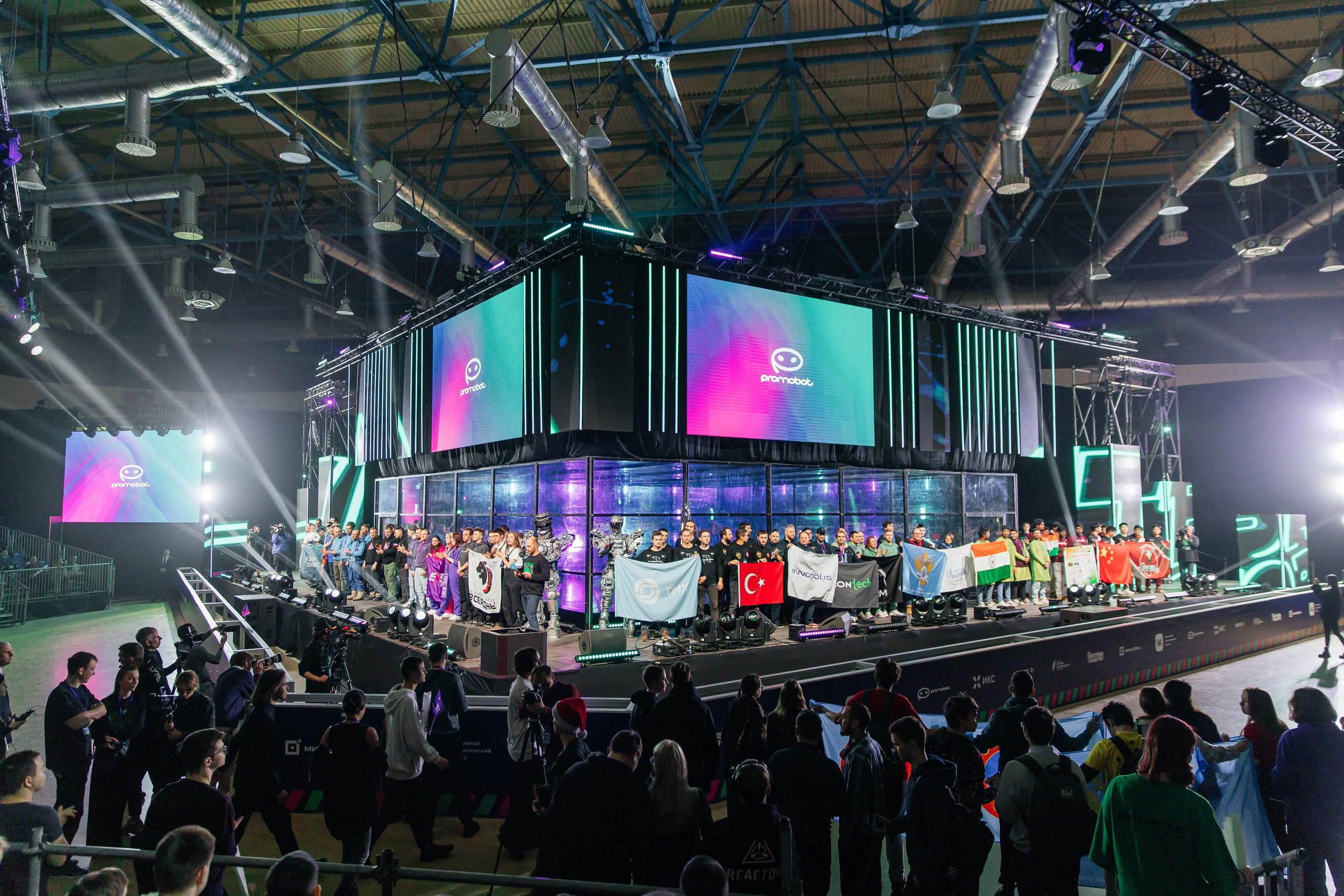 Международный чемпионат «Битва Роботов» |2023. Репортажная фотосъемка мероприятий в Москве — Five Media