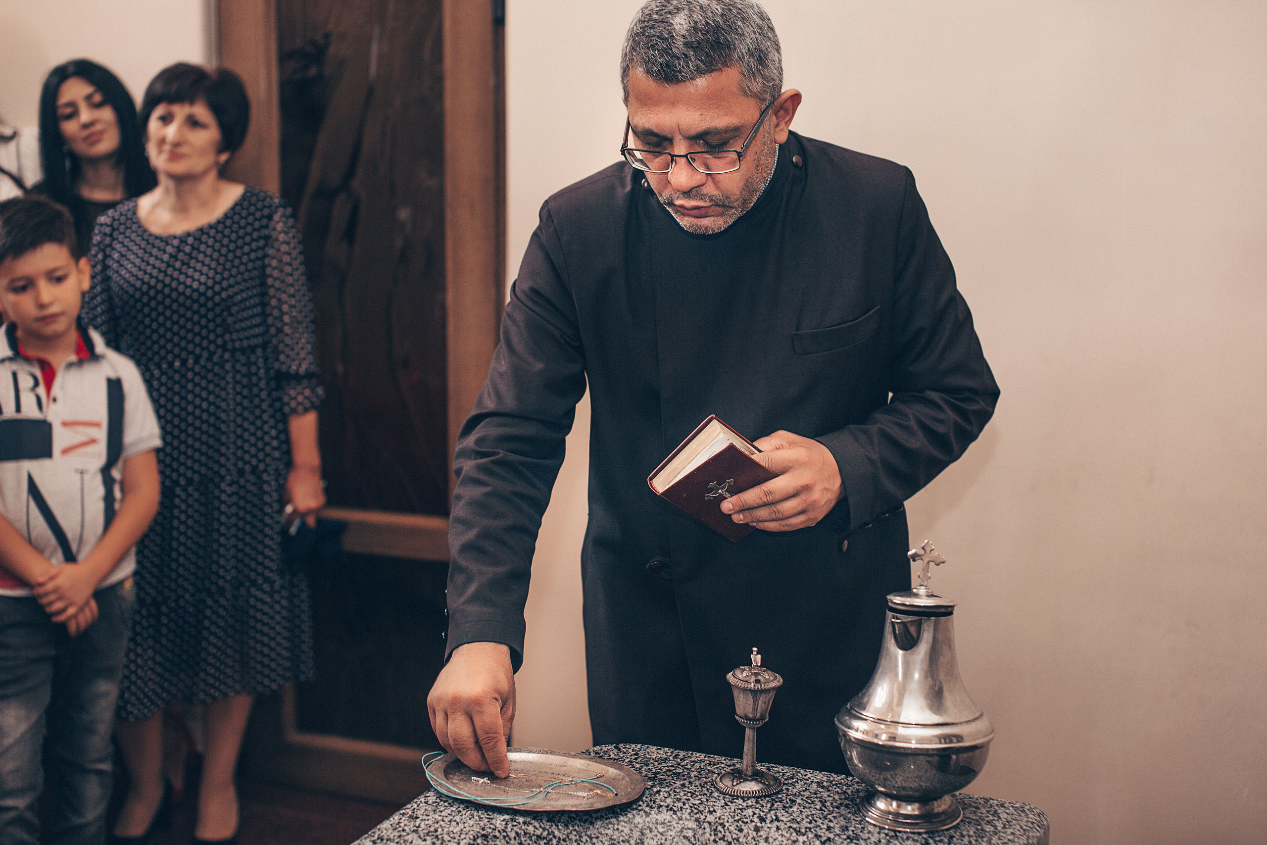 Крещение Даниэлы в Армянской Апостольской Церкви. Свадебный и семейный фотограф/видеограф в Краснодаре Наталья Осинская