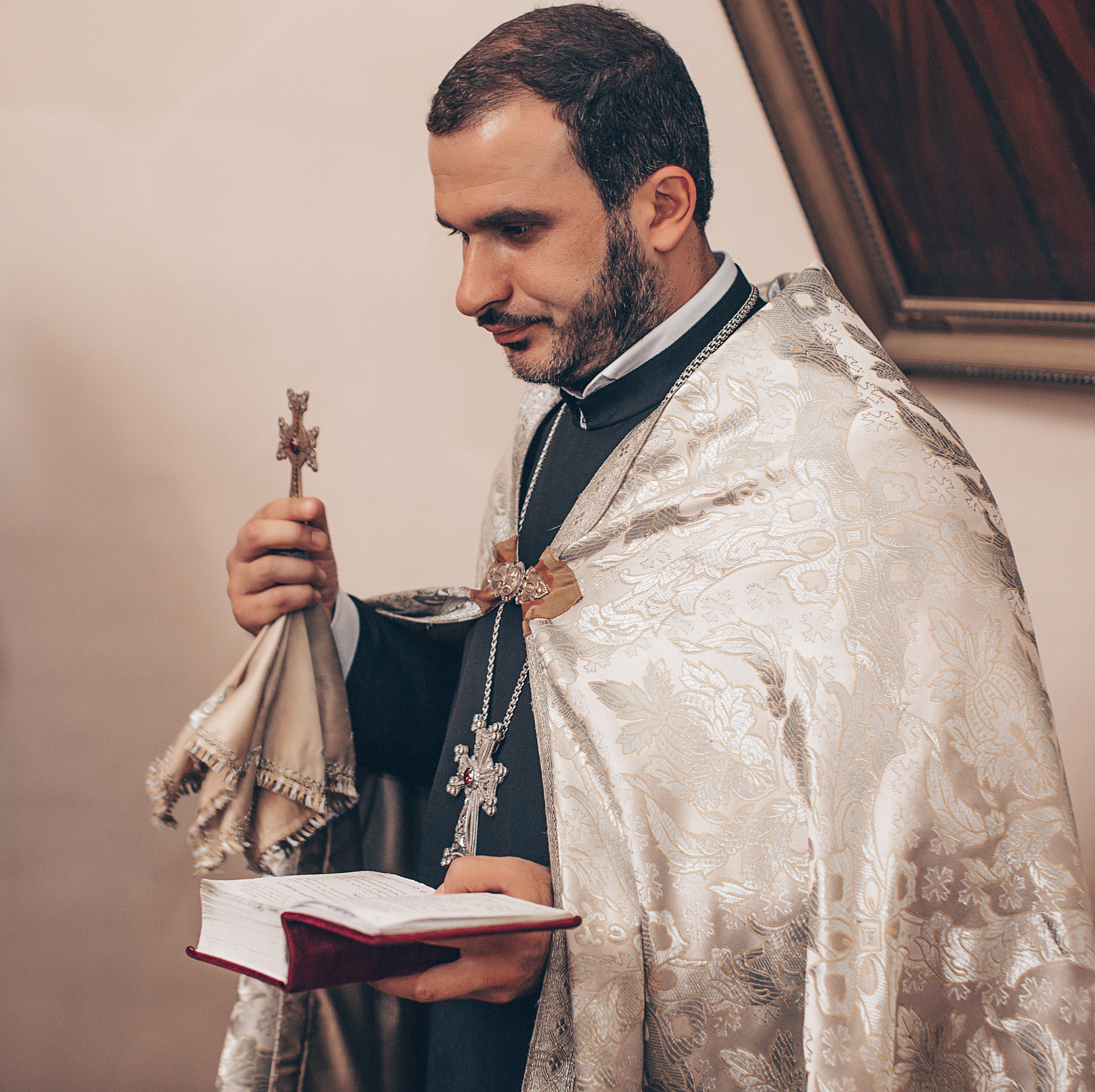 Крещение Даниэлы в Армянской Апостольской Церкви. Свадебный и семейный фотограф/видеограф в Краснодаре Наталья Осинская