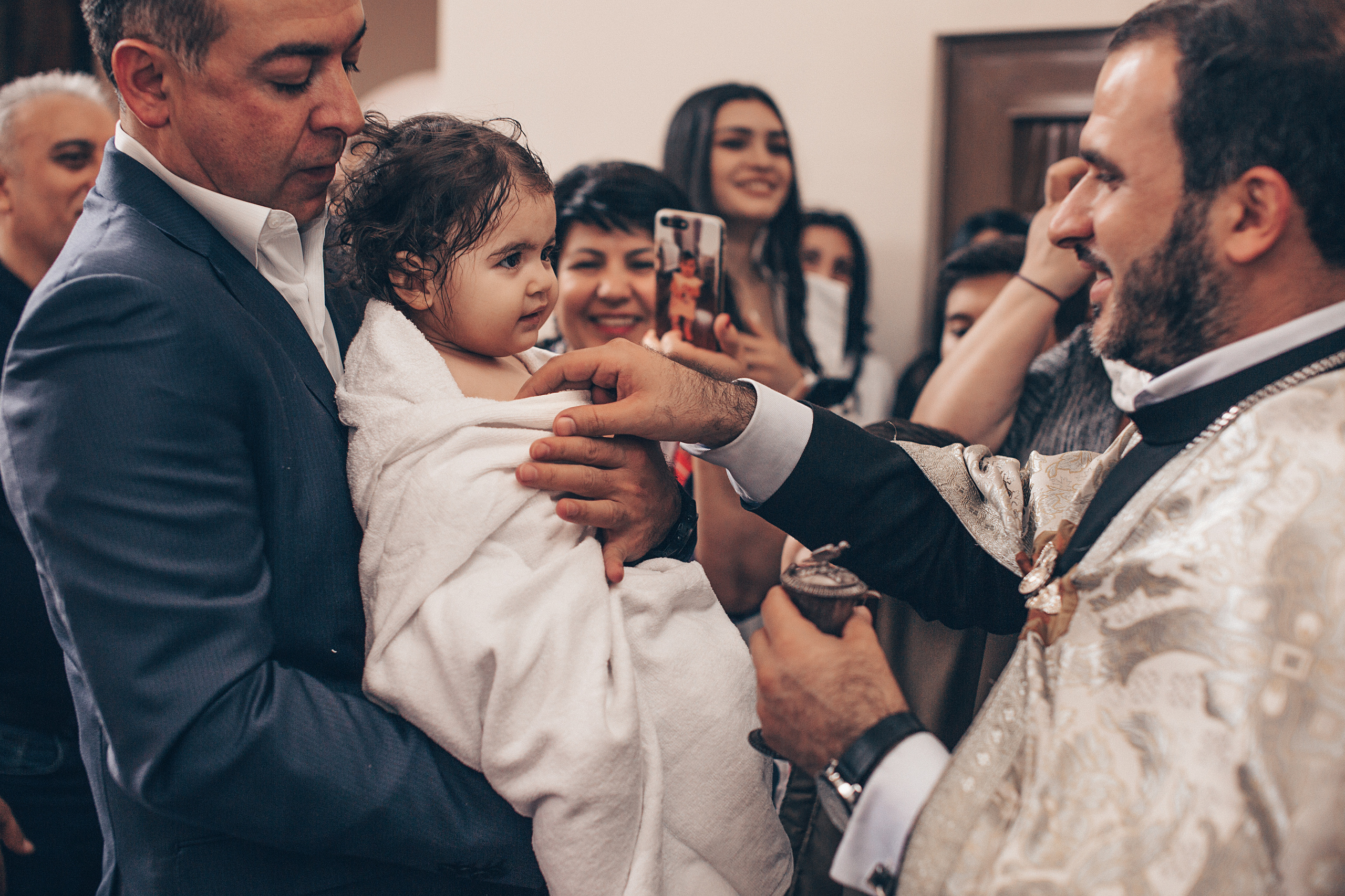 Крещение Даниэлы в Армянской Апостольской Церкви. Свадебный и семейный фотограф/видеограф в Краснодаре Наталья Осинская