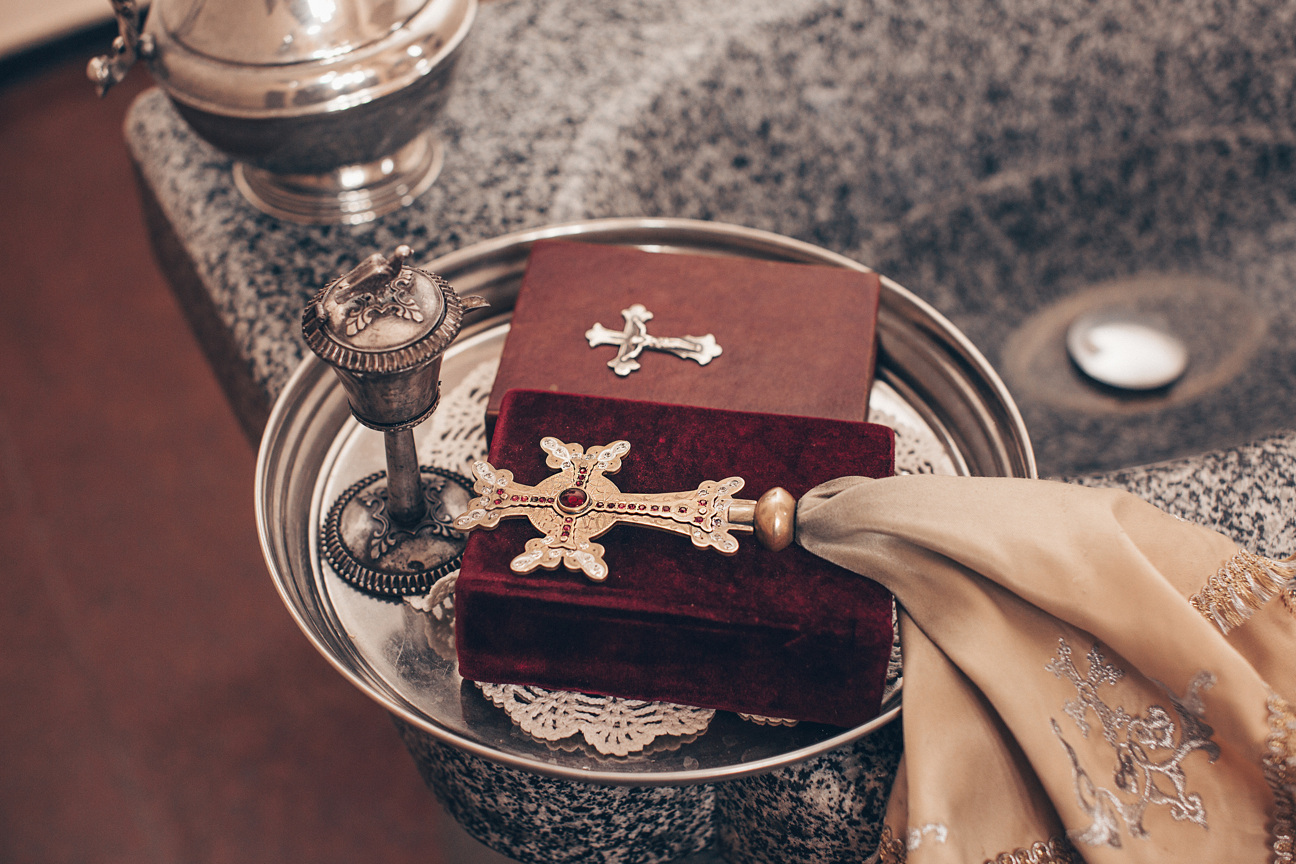 Крещение Даниэлы в Армянской Апостольской Церкви. Свадебный и семейный фотограф/видеограф в Краснодаре Наталья Осинская