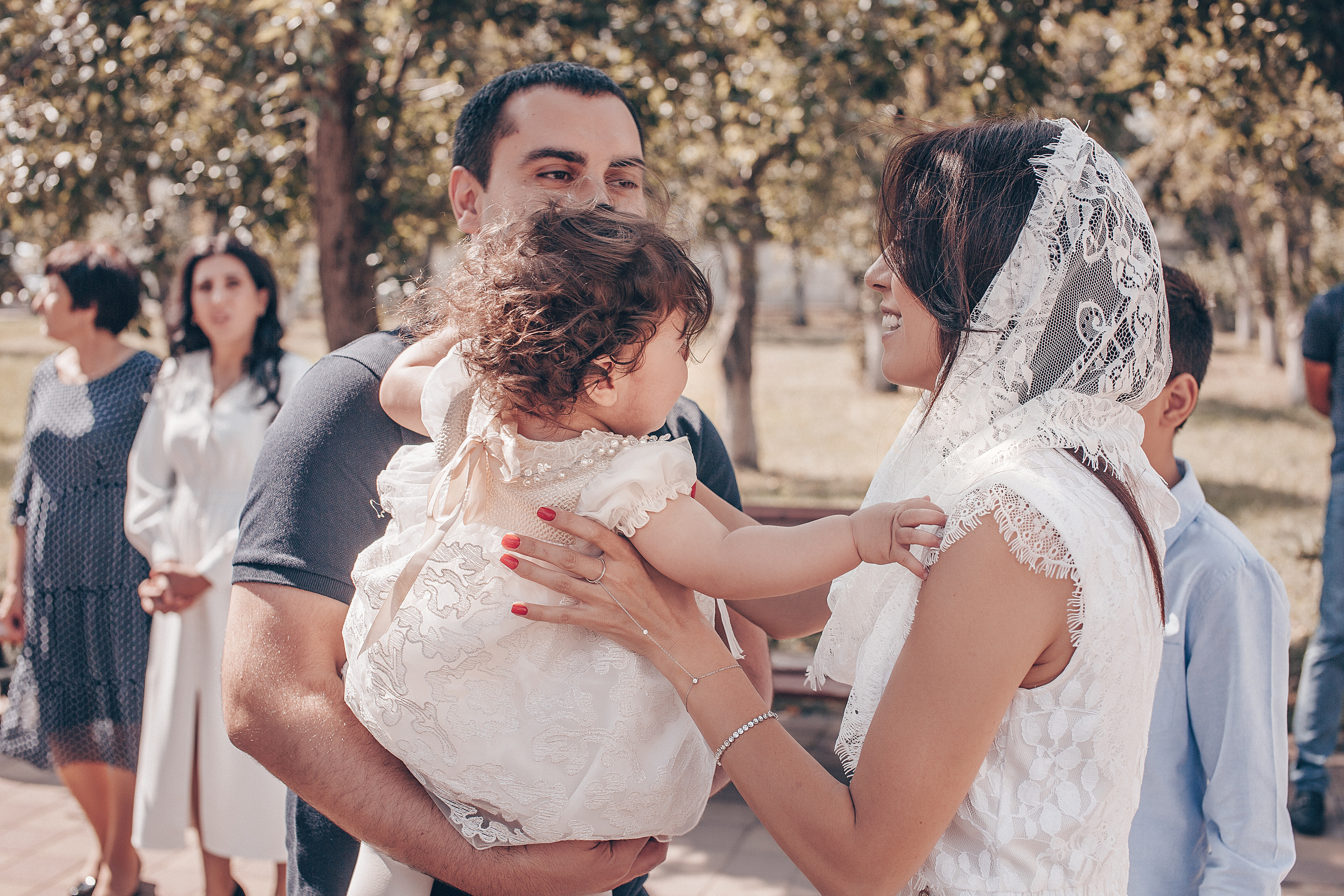 Крещение Даниэлы в Армянской Апостольской Церкви. Свадебный и семейный фотограф/видеограф в Краснодаре Наталья Осинская
