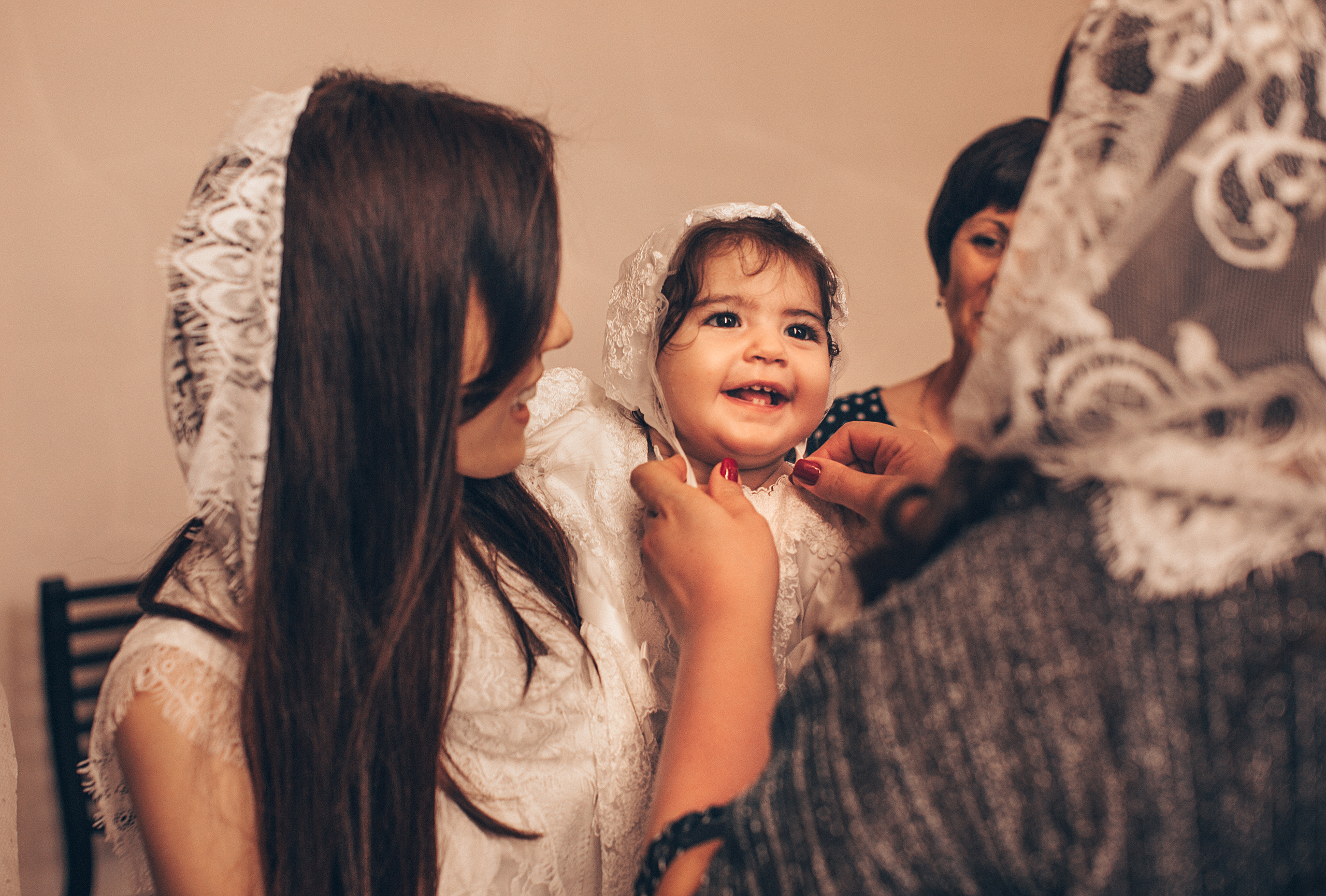 Крещение Даниэлы в Армянской Апостольской Церкви. Свадебный и семейный фотограф/видеограф в Краснодаре Наталья Осинская