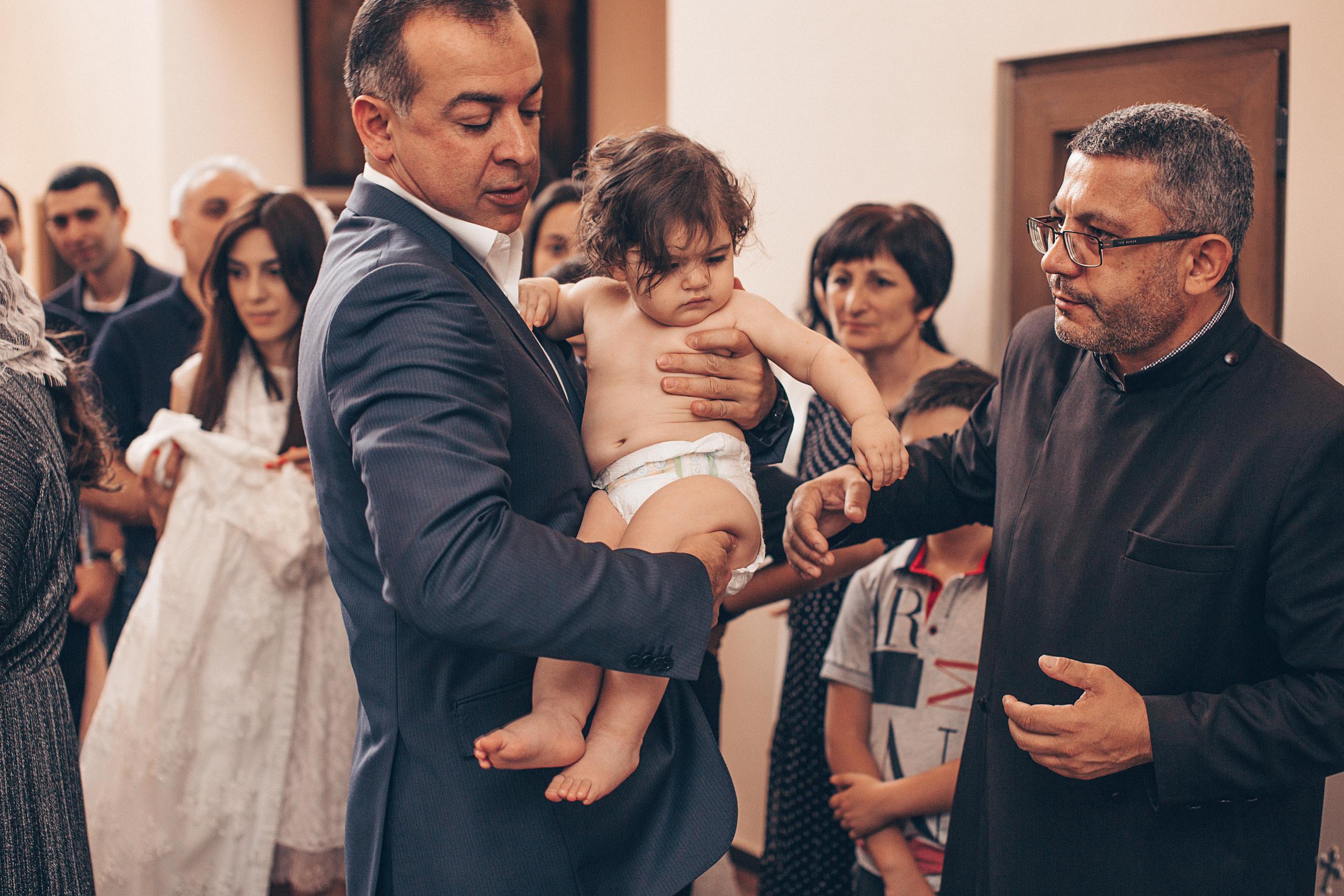 Крещение Даниэлы в Армянской Апостольской Церкви. Свадебный и семейный фотограф/видеограф в Краснодаре Наталья Осинская