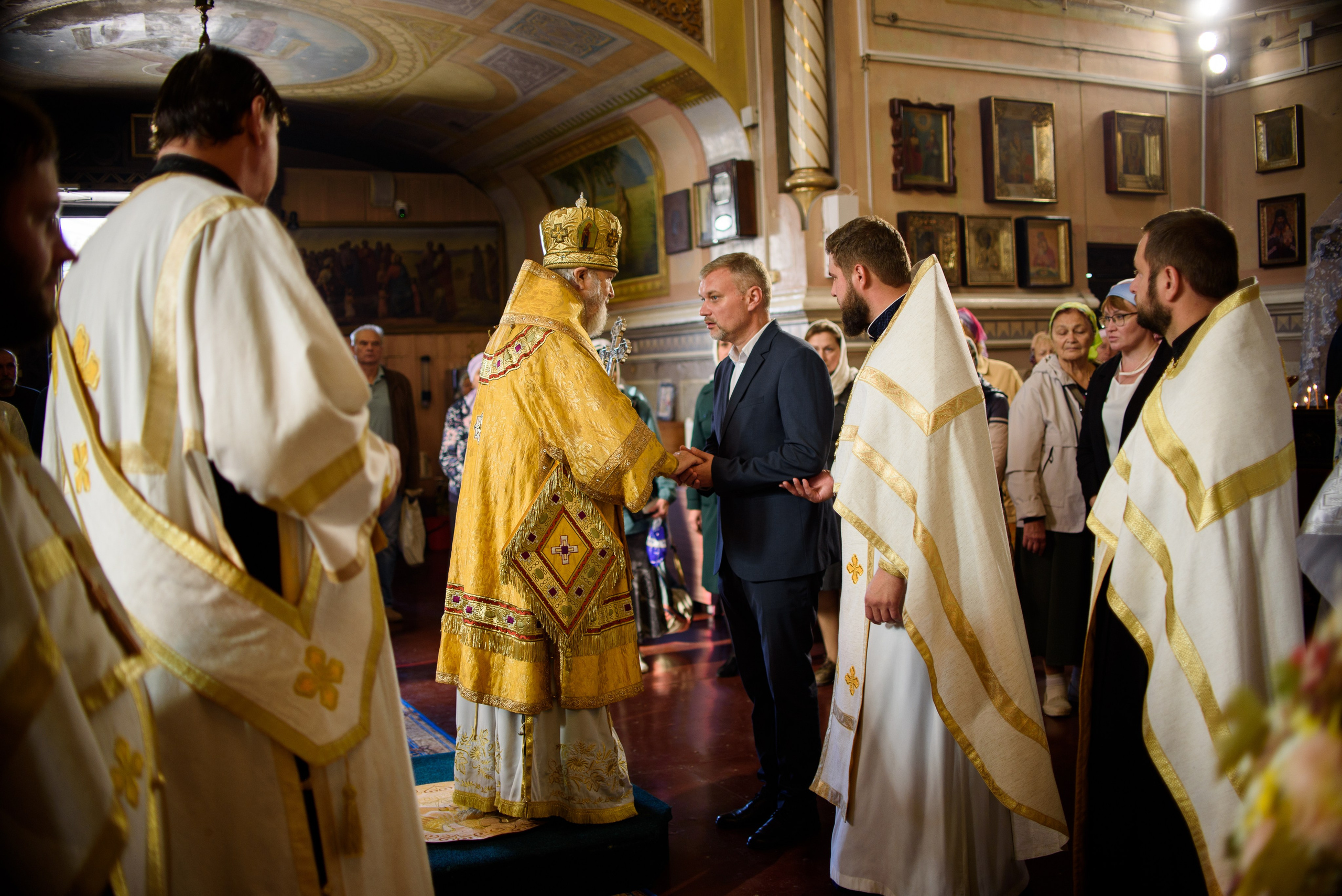 Воскресная литургия 29.10.2023. Семейный и свадебный фотограф в Феодосии и Коктебеле