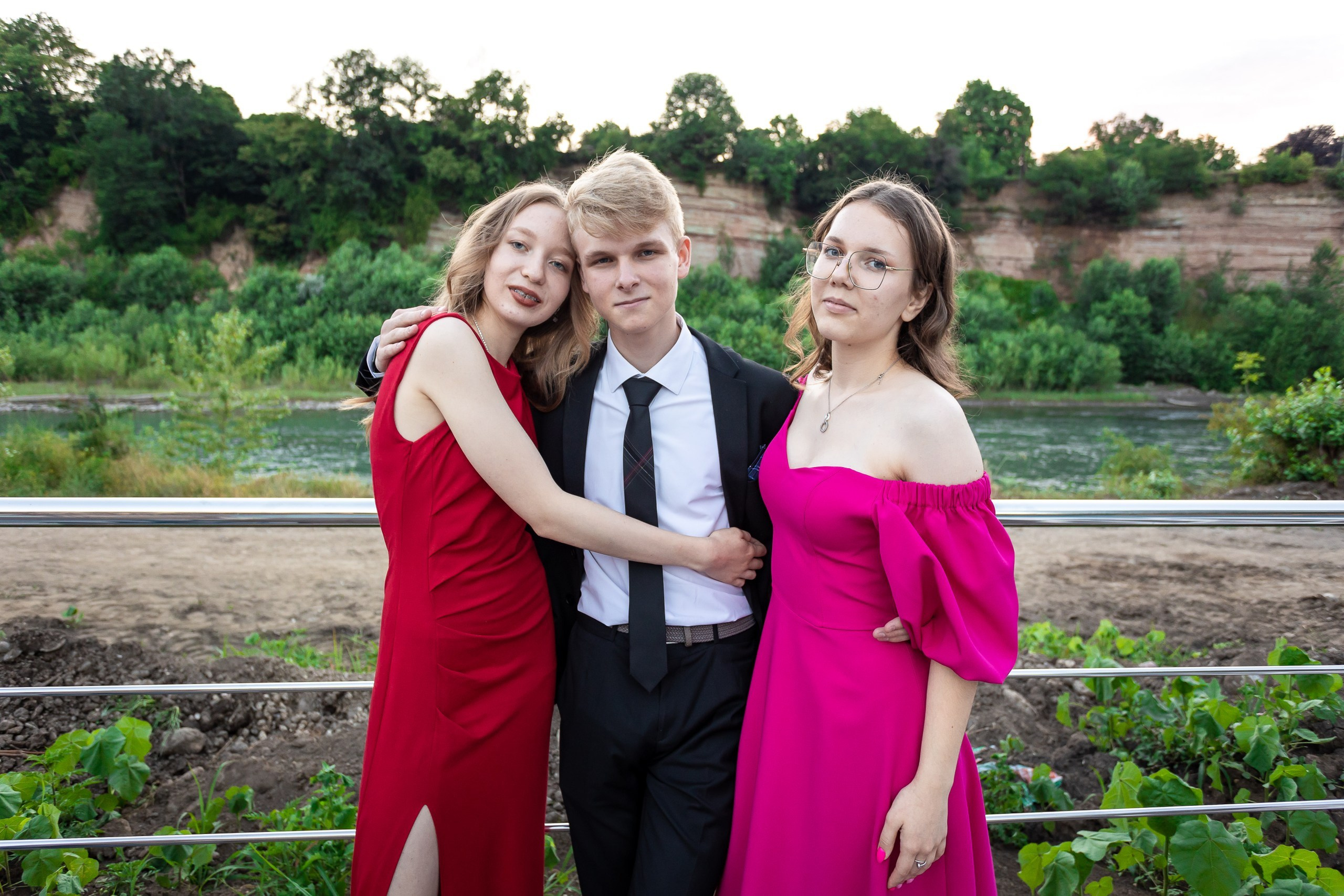 Вручение аттестата и выпускной вечер. Выпускные альбомы Майкоп, Краснодар Елена Золотарева