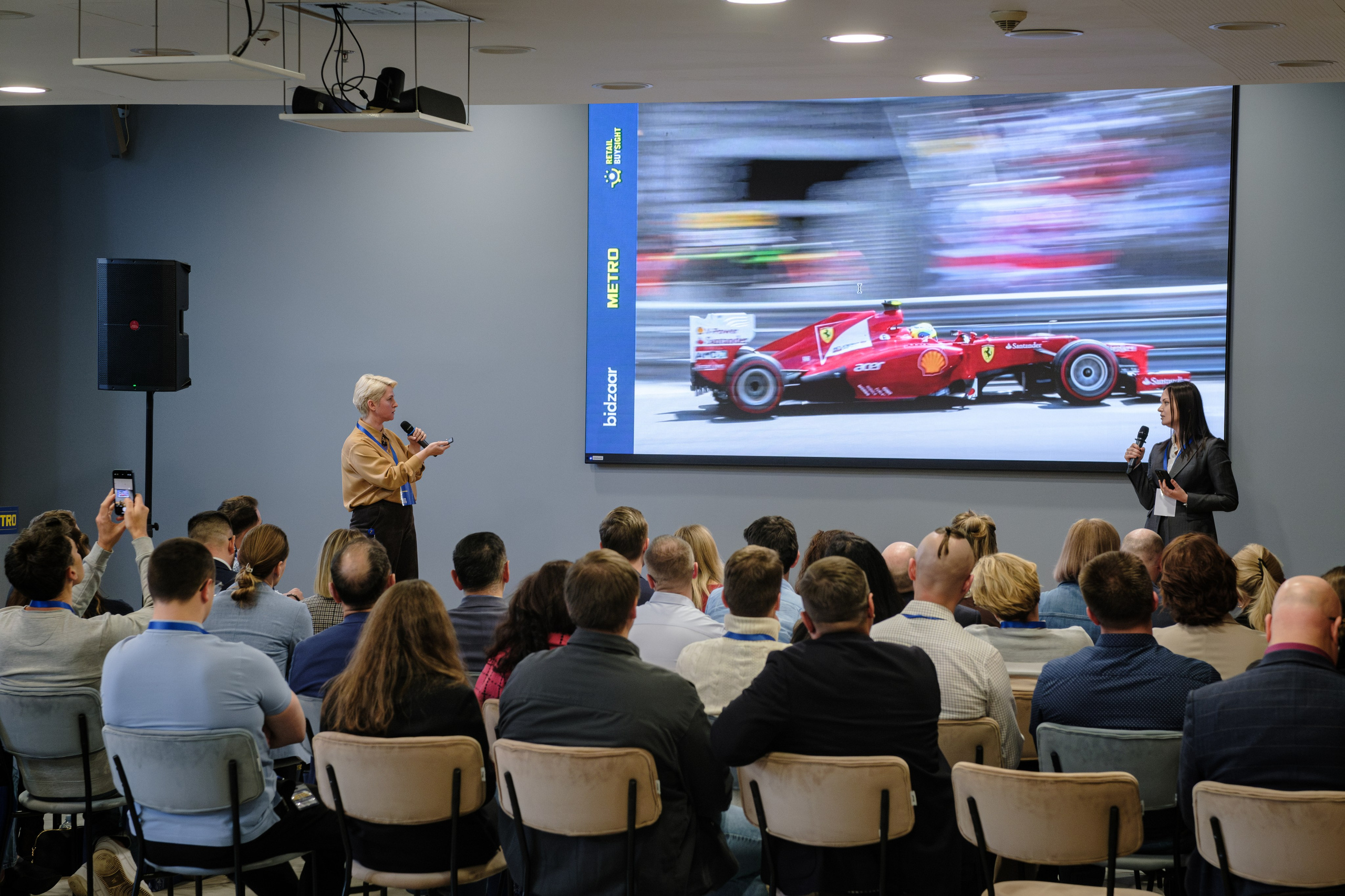 METRO. Репортажный и портретный фотограф в Москве Илья Спиридонов