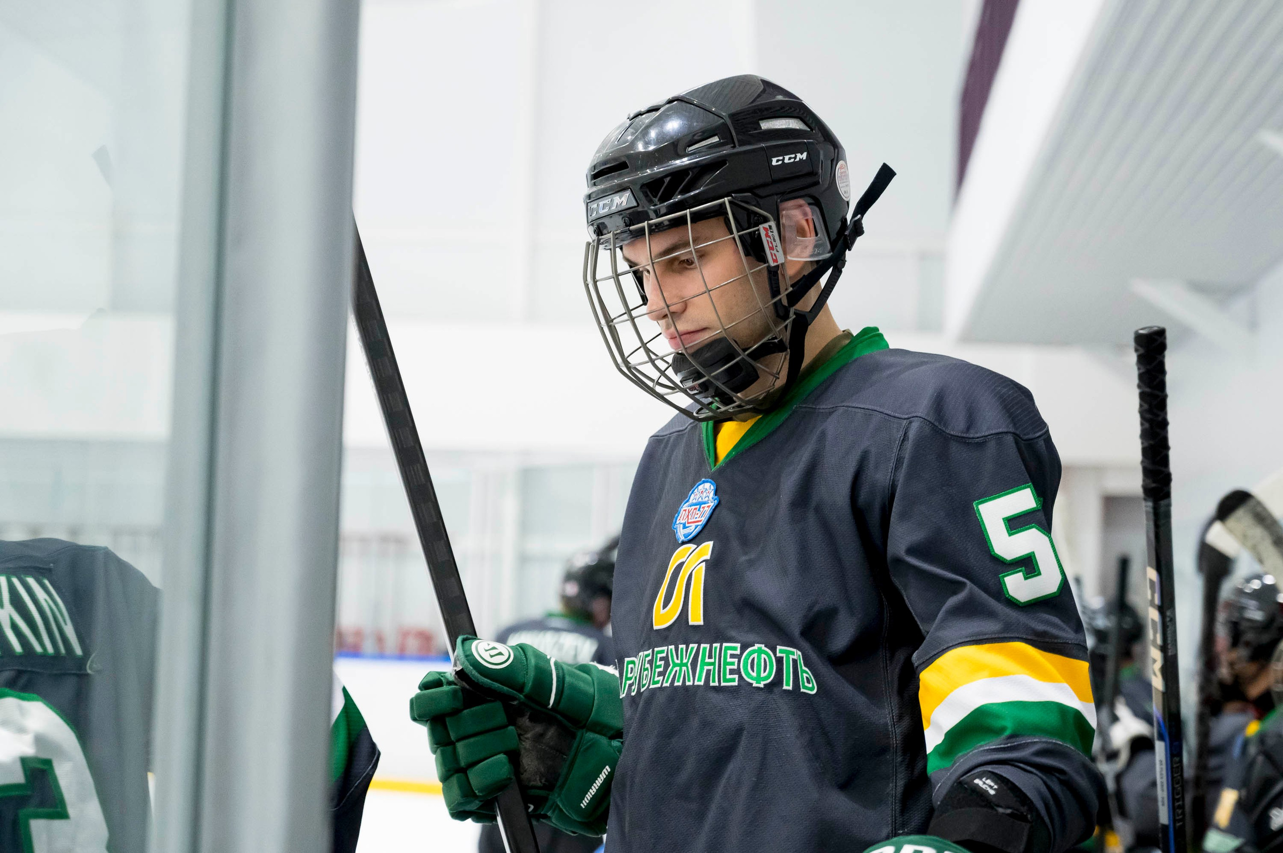 Хоккейный матч корпоративной команды Зарубежнефть. Репортажный фотограф и видеограф Слава Думчев. Тимбилдинги, отчетники, корпоративы
