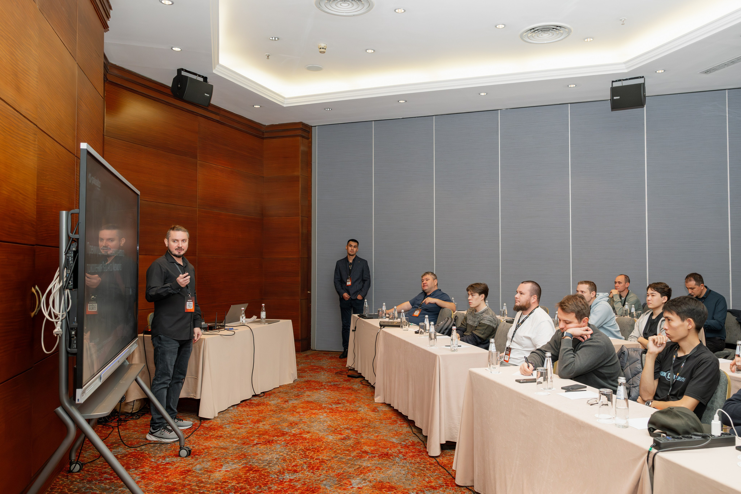 BakoTech&PaloAlto. Фотограф в Алматы — Алексей Коньков | Репортаж, свадьбы, портреты