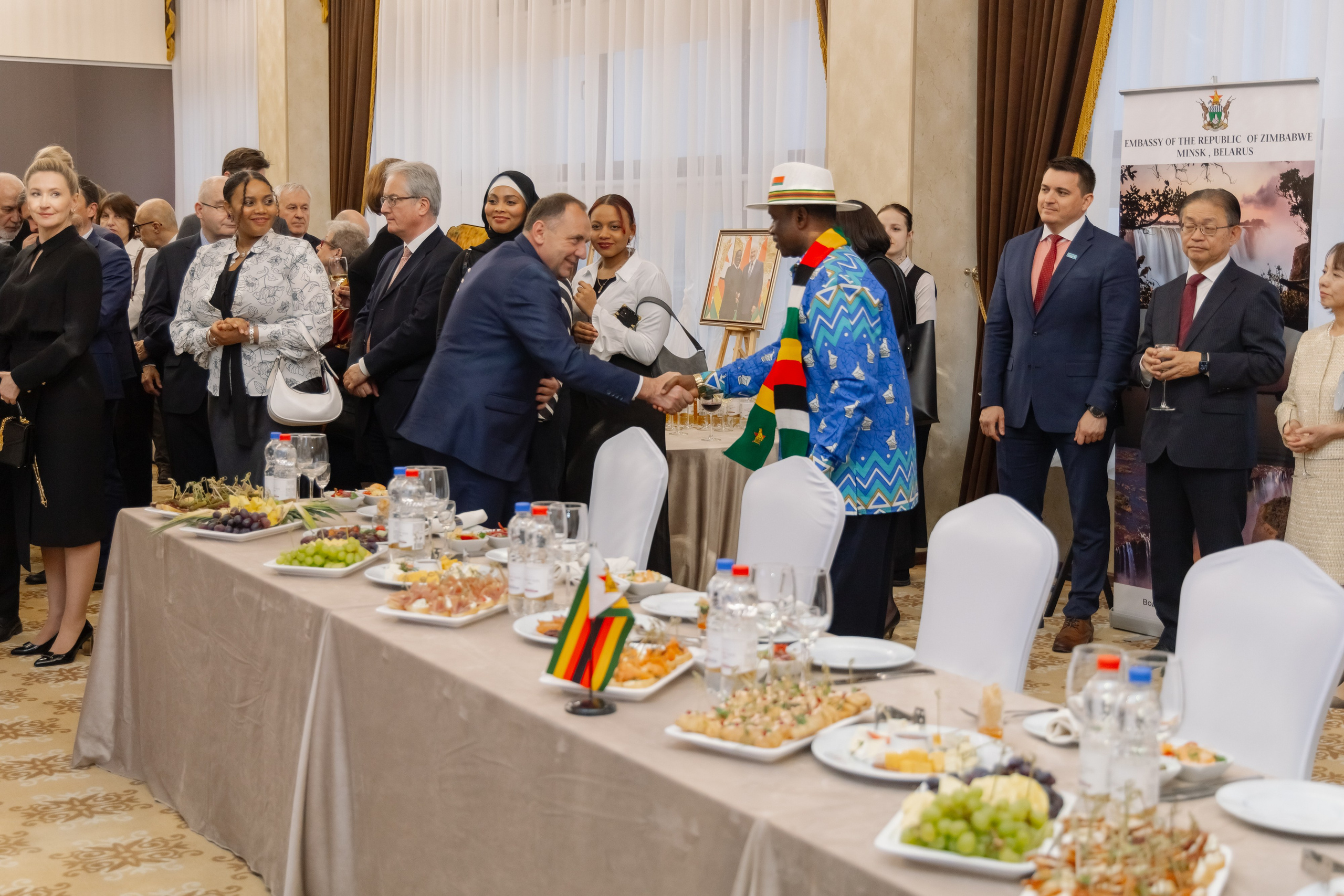 Фотосъемка делегации Посольства Зимбабве в Минске. Свадебный фотограф в Минске/Беларуси Сергей Спиридонов