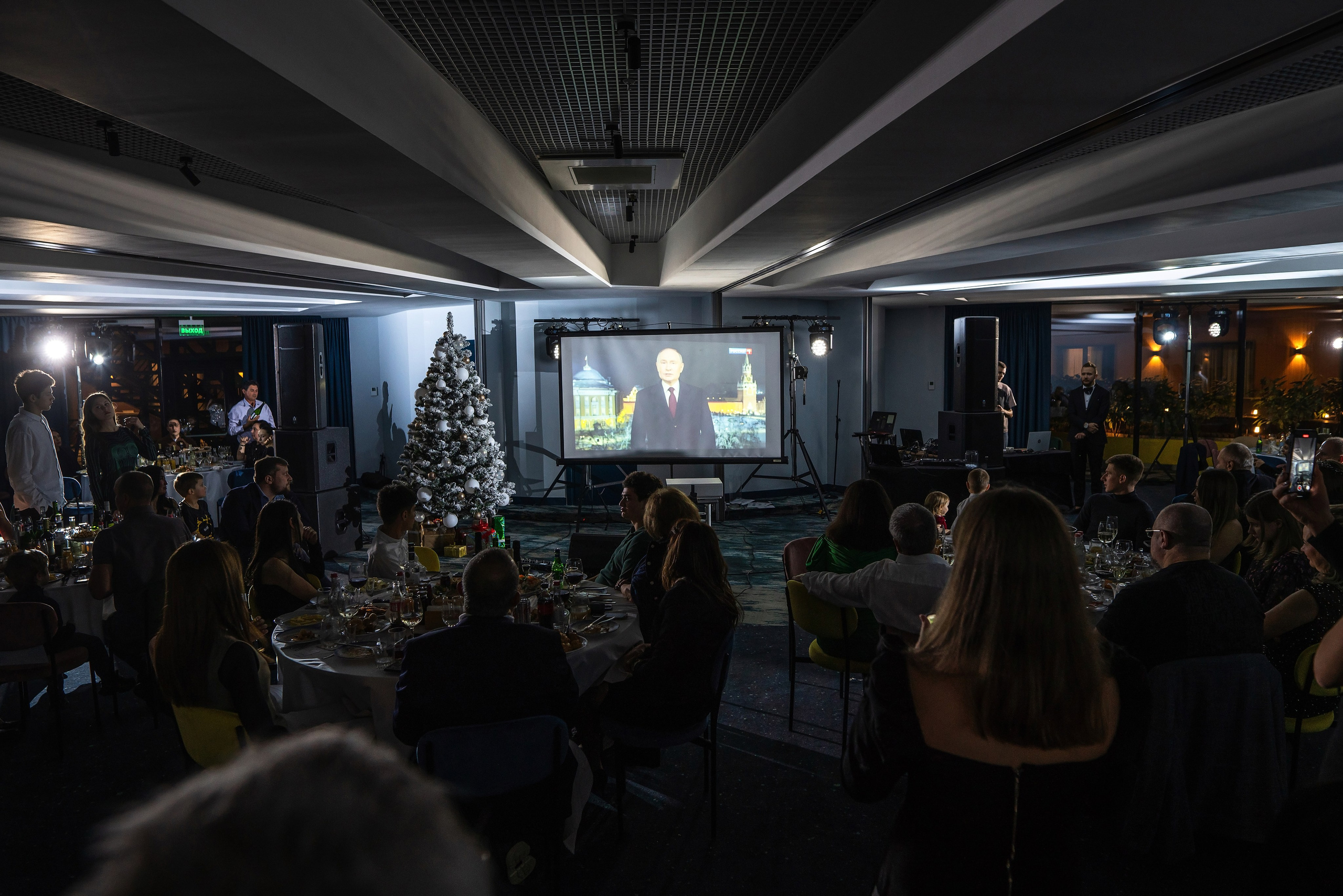Фотограф на новогодний корпоратив. Фотограф Сочи