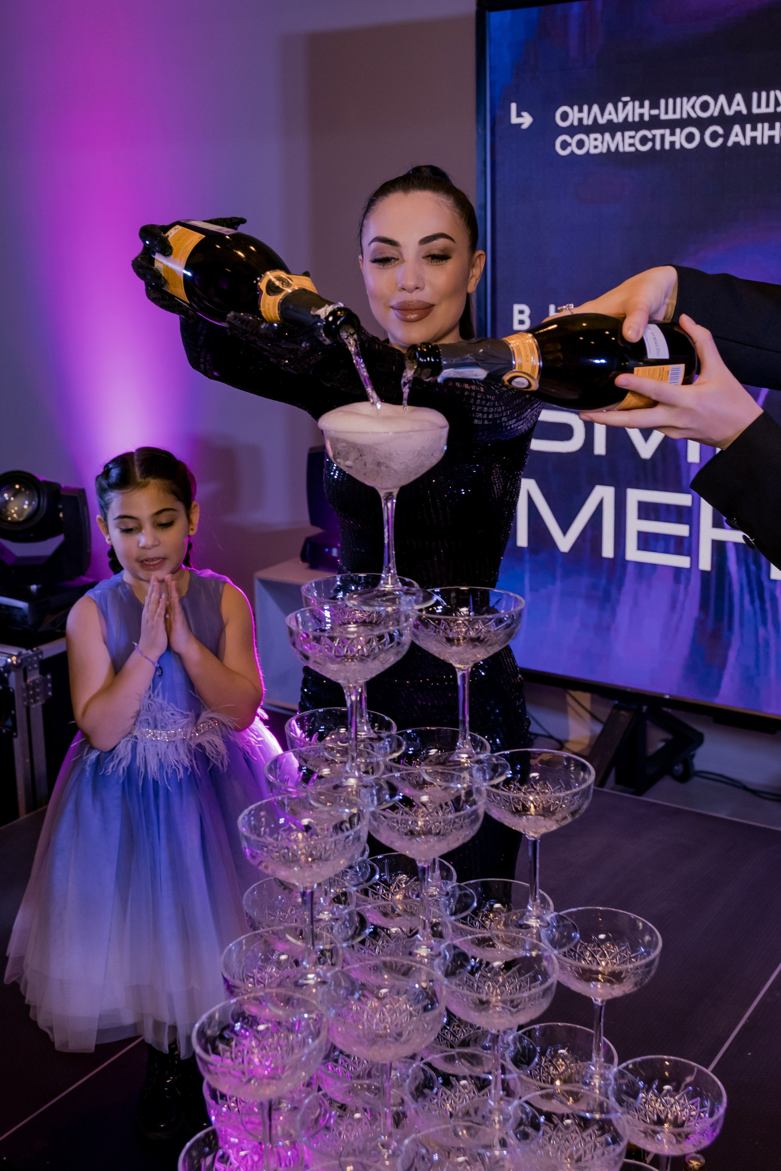 Выпускной онлайн-школы Шушанны Исраелян совместно с Анной Горбуновой. Репортажный фотограф Анастасия Ащепкова