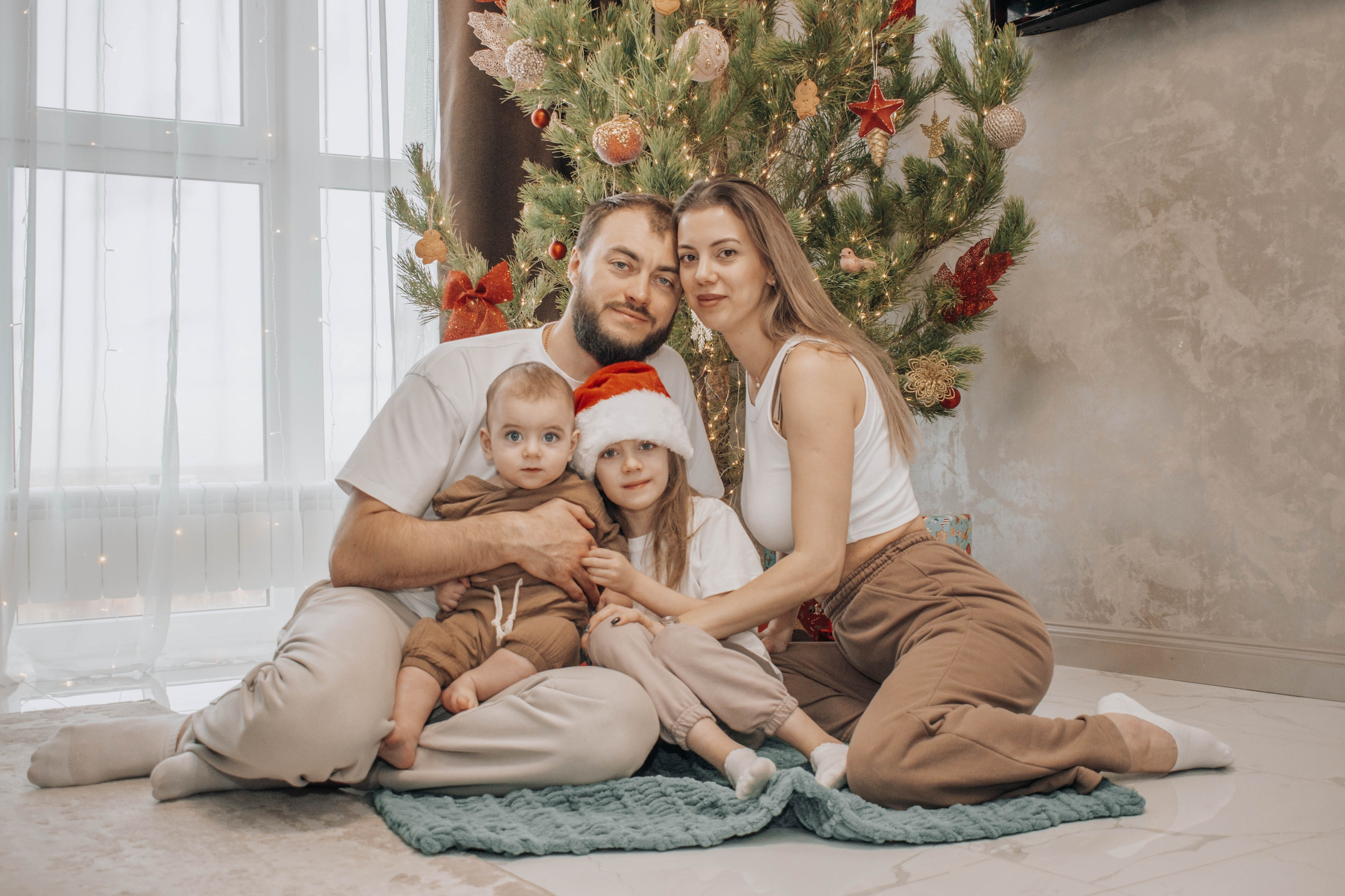 Кирилл и Эльмира. Домашняя съемка. Фотограф-ретушер в Крыму Юля Лобурец